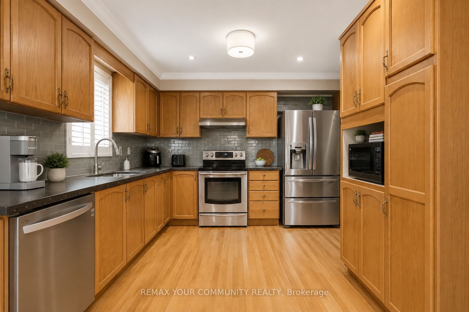 81 Garden Street, Whitby, ON L1N 9E7