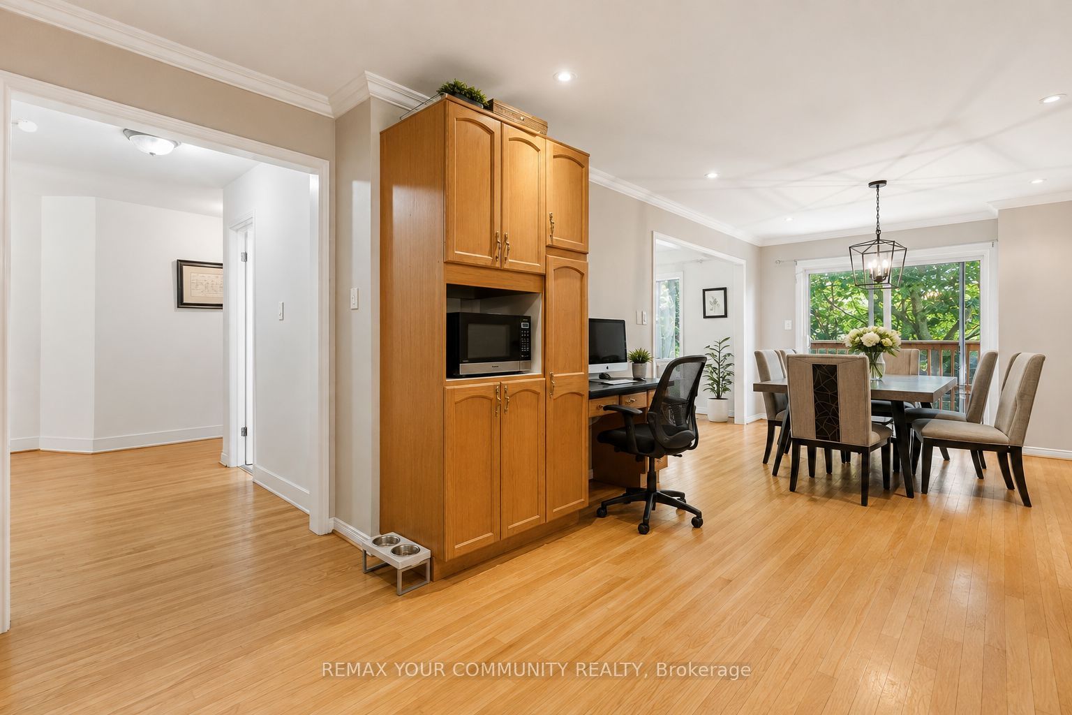 81 Garden Street, Whitby, ON L1N 9E7 photo 3