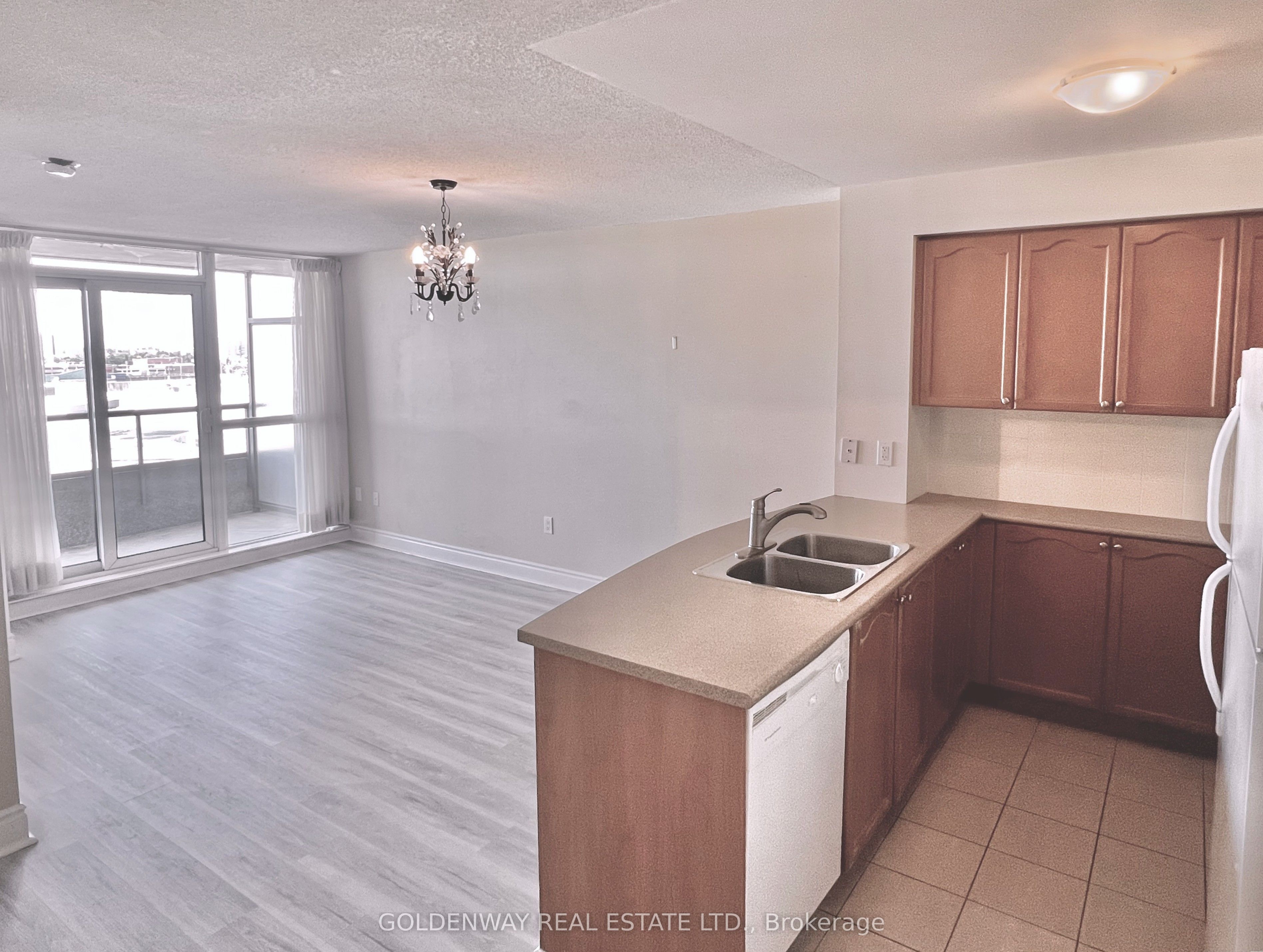50 Brian Harrison Way 906, Toronto, ON M1P 5J4 photo 5