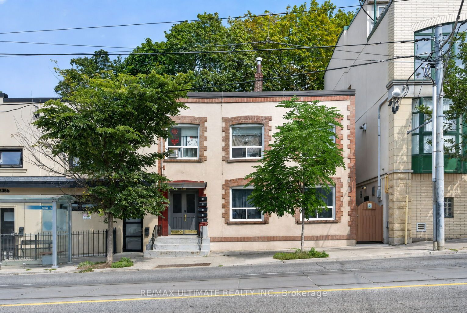 2360 Queen Street E 3, Toronto, ON M4E 1H3 photo 2