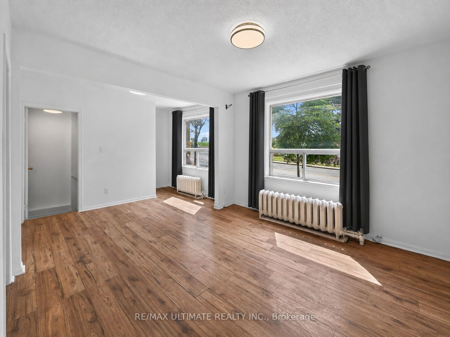 2360 Queen Street E 3, Toronto, ON M4E 1H3 photo 4