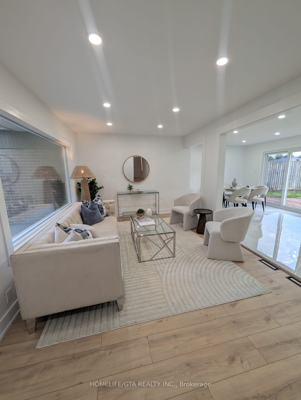 14 Heatherwood Road, Ajax, ON L1S 2K7