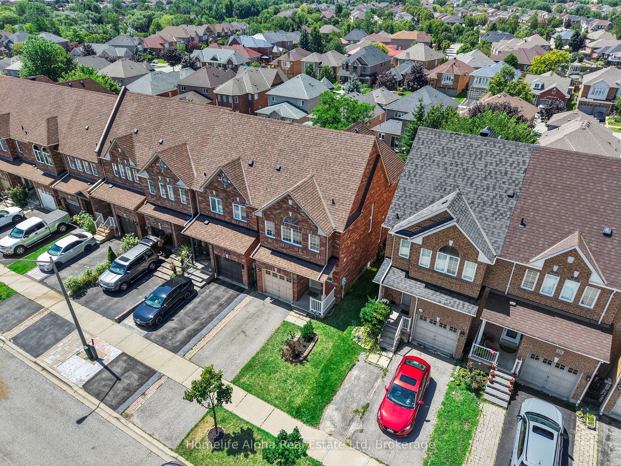 127 Dooley Crescent, Ajax, ON L1T 4J3 photo 4