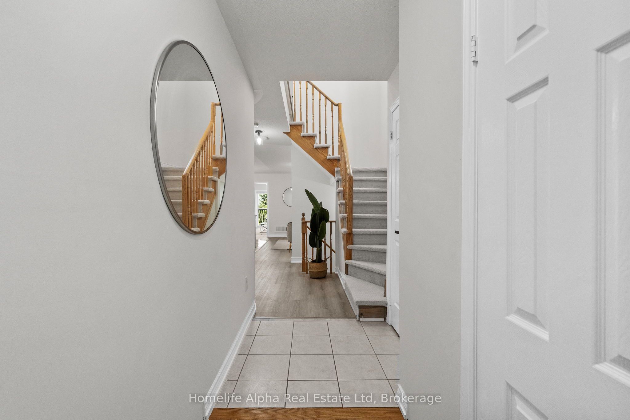 127 Dooley Crescent, Ajax, ON L1T 4J3 photo 5