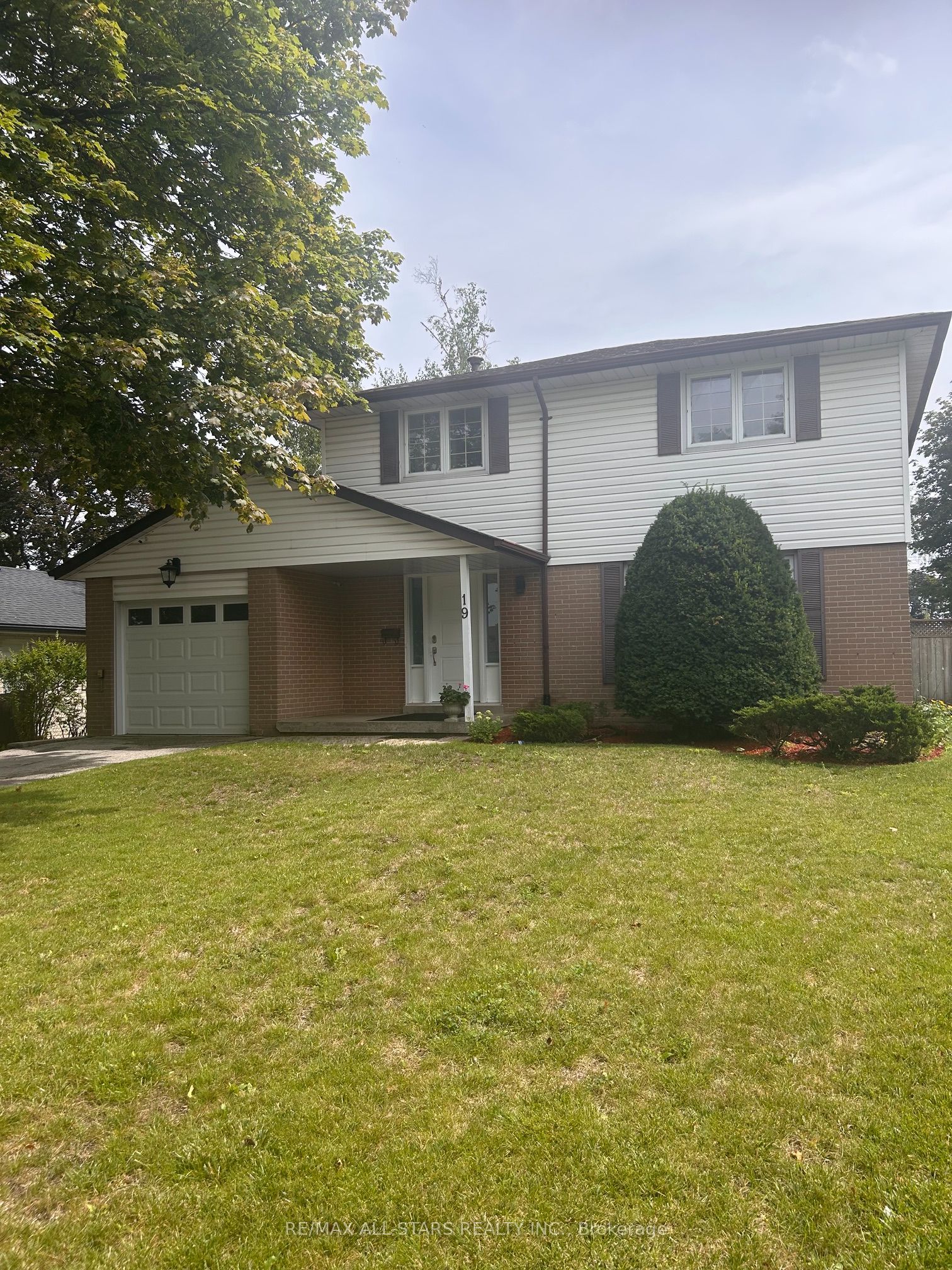 19 portico Drive, Toronto, ON M1G 3R4
