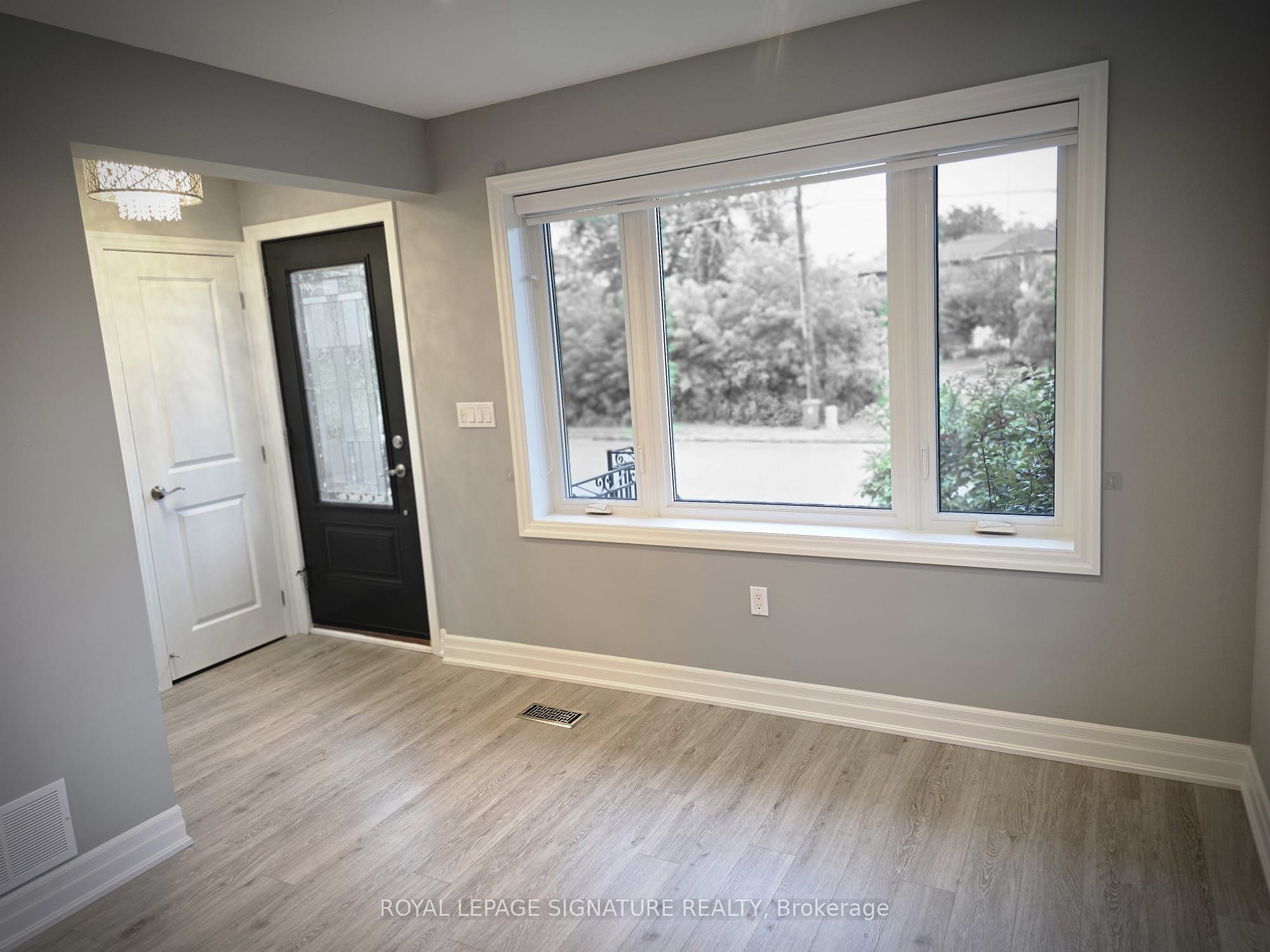 141 Phillip Avenue Upper, Toronto, ON M1N 3R6 photo 3