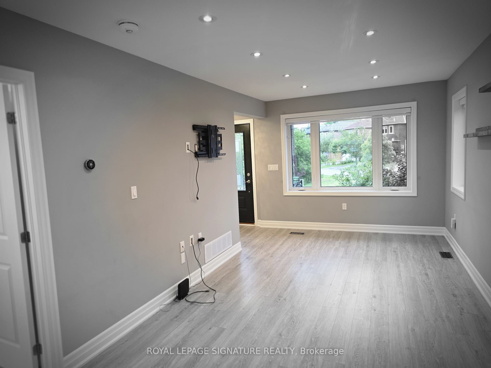 141 Phillip Avenue Upper, Toronto, ON M1N 3R6 photo 4