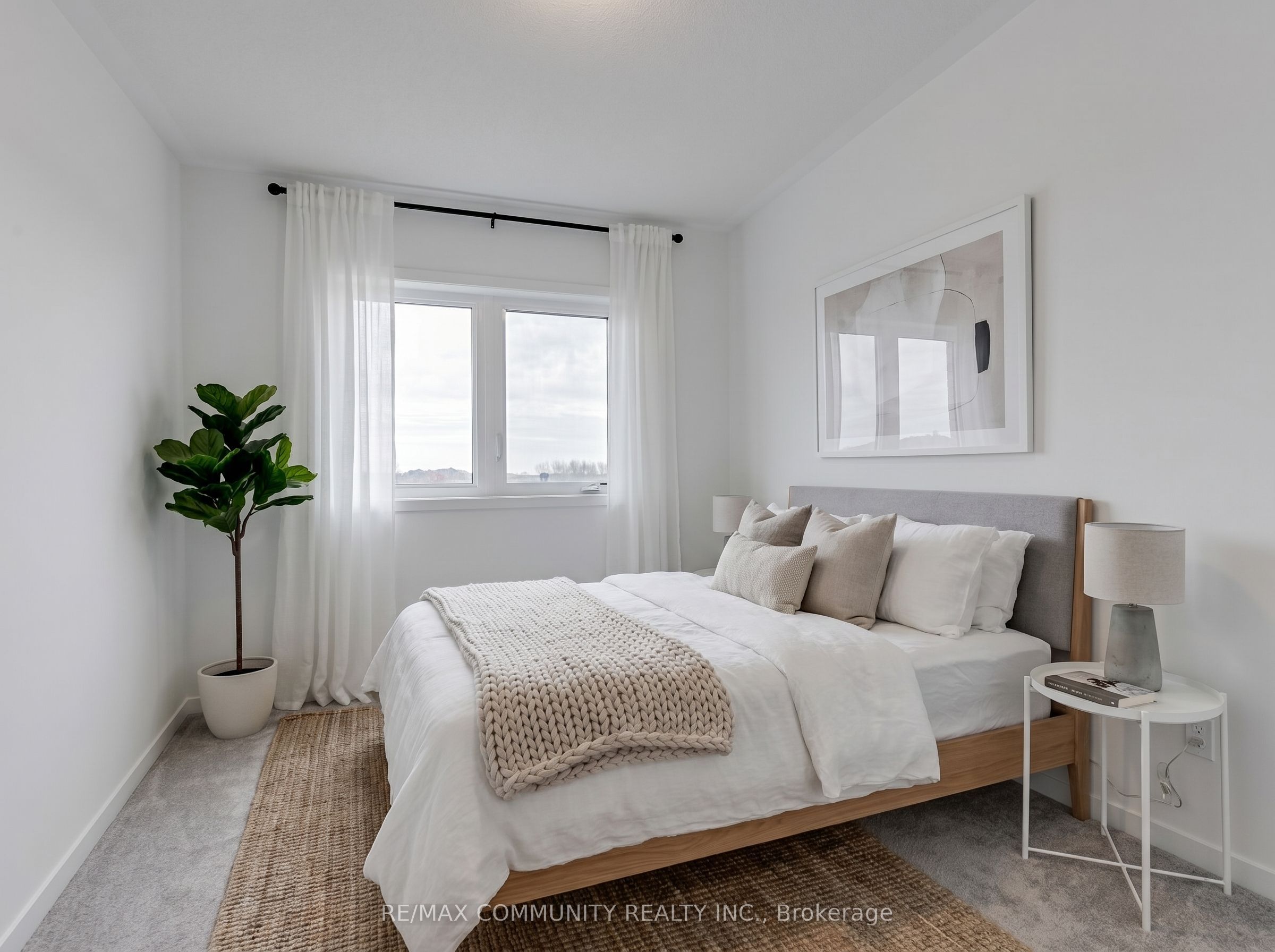 799 Heathrow Path, Oshawa, ON L1H 7K5 photo 5