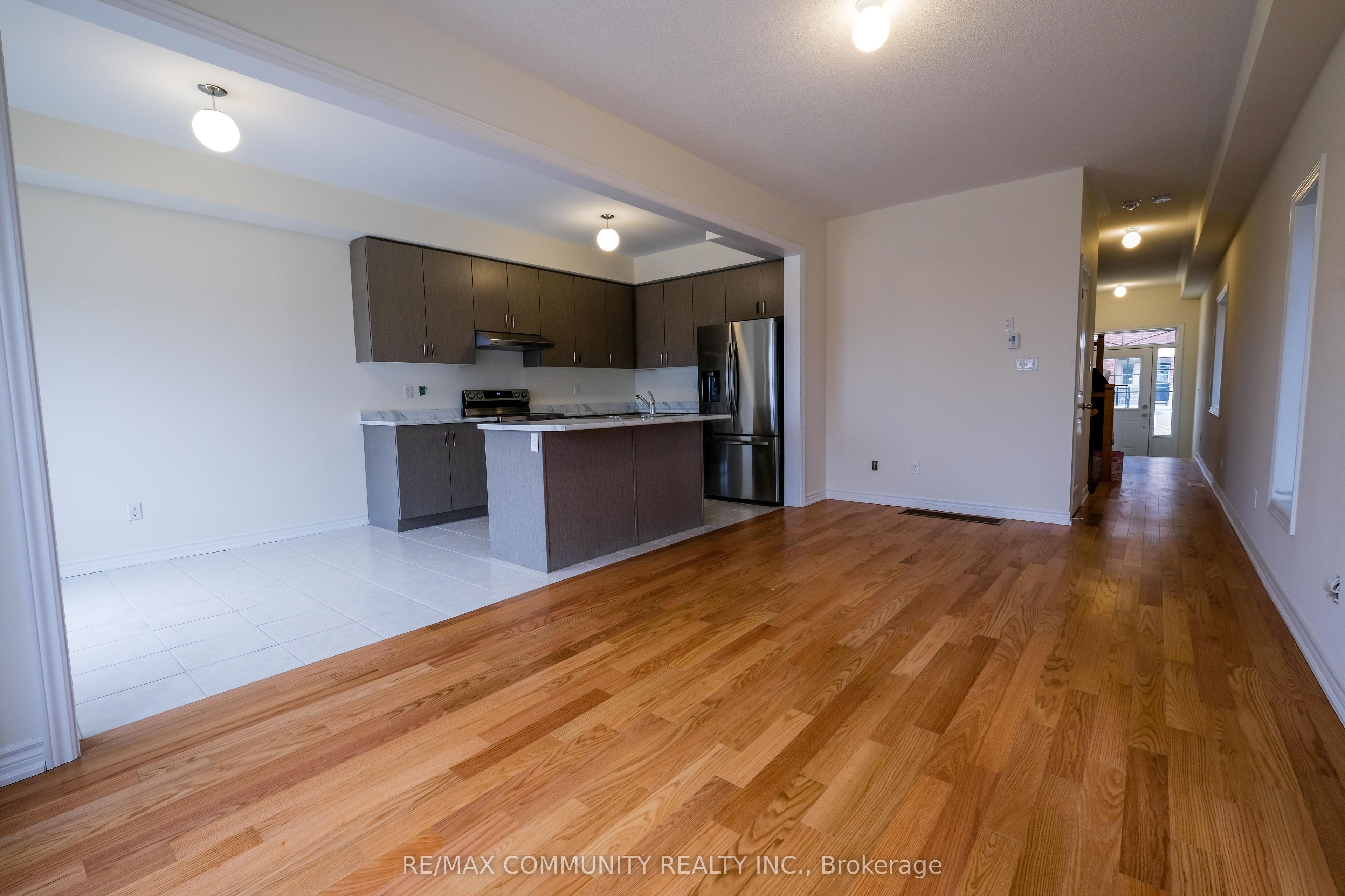 1109 Skyridge Boulevard, Pickering, ON L1X 2R2 photo 4