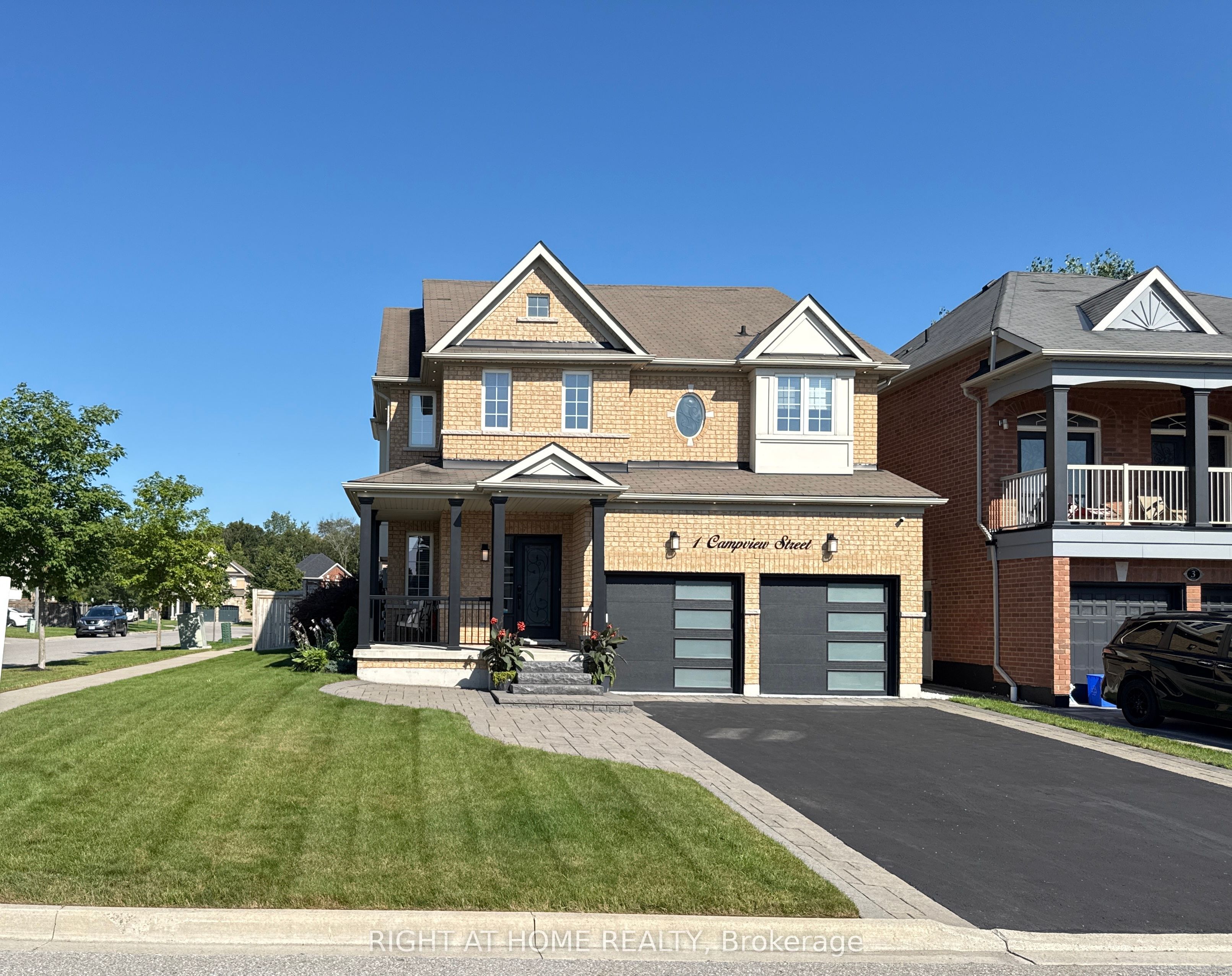 1 Campview Street, Whitby, ON L1R 0K5 photo 2
