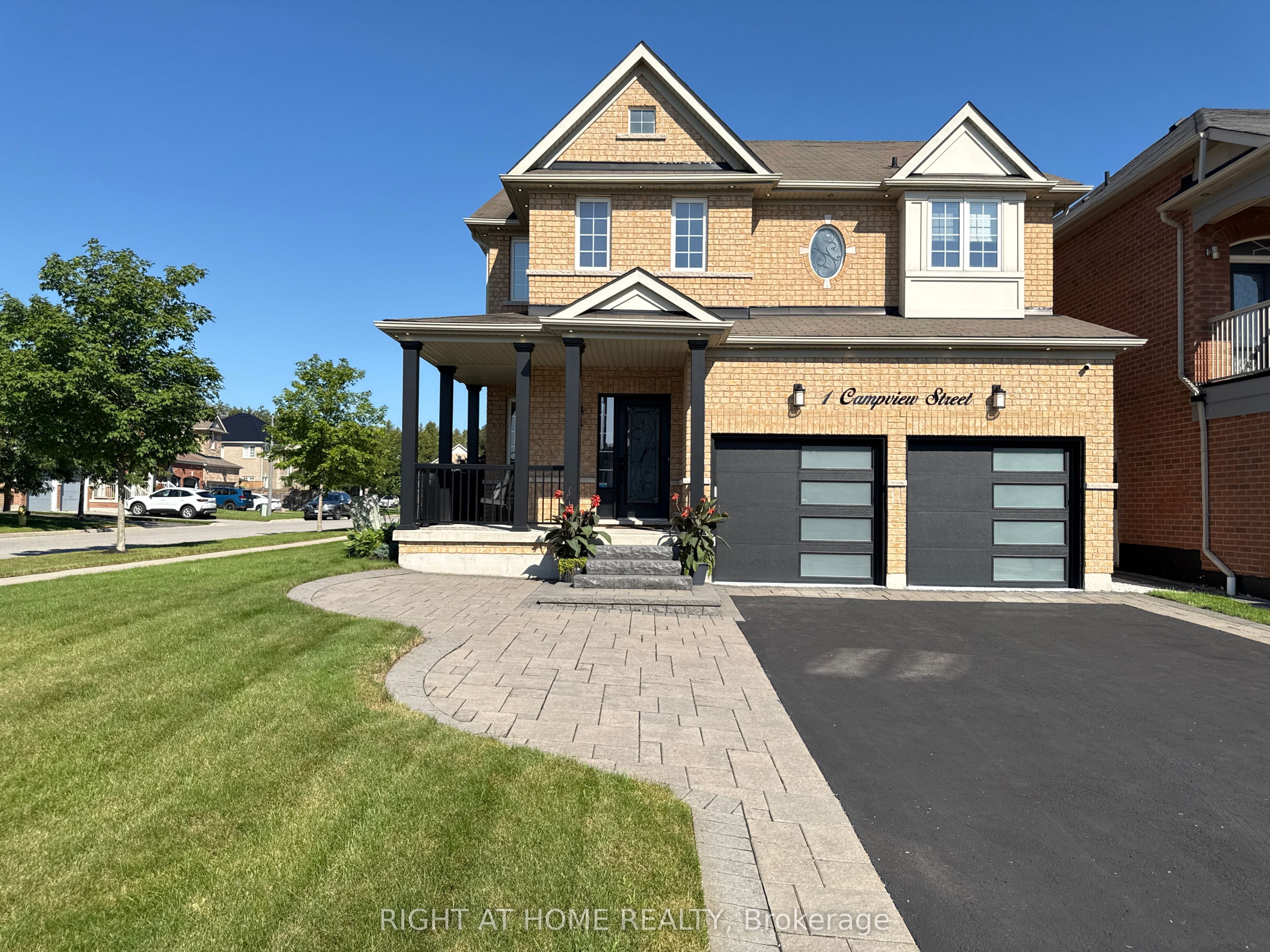 1 Campview Street, Whitby, ON L1R 0K5 photo 3