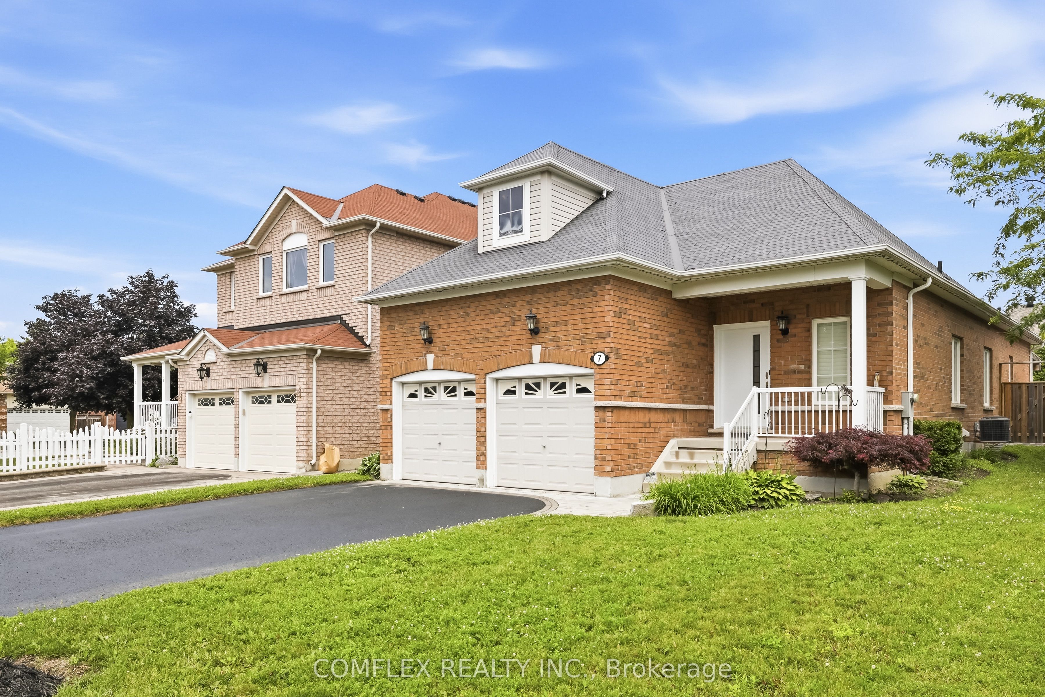 7 Swindells Street, Clarington, ON L1C 0K3