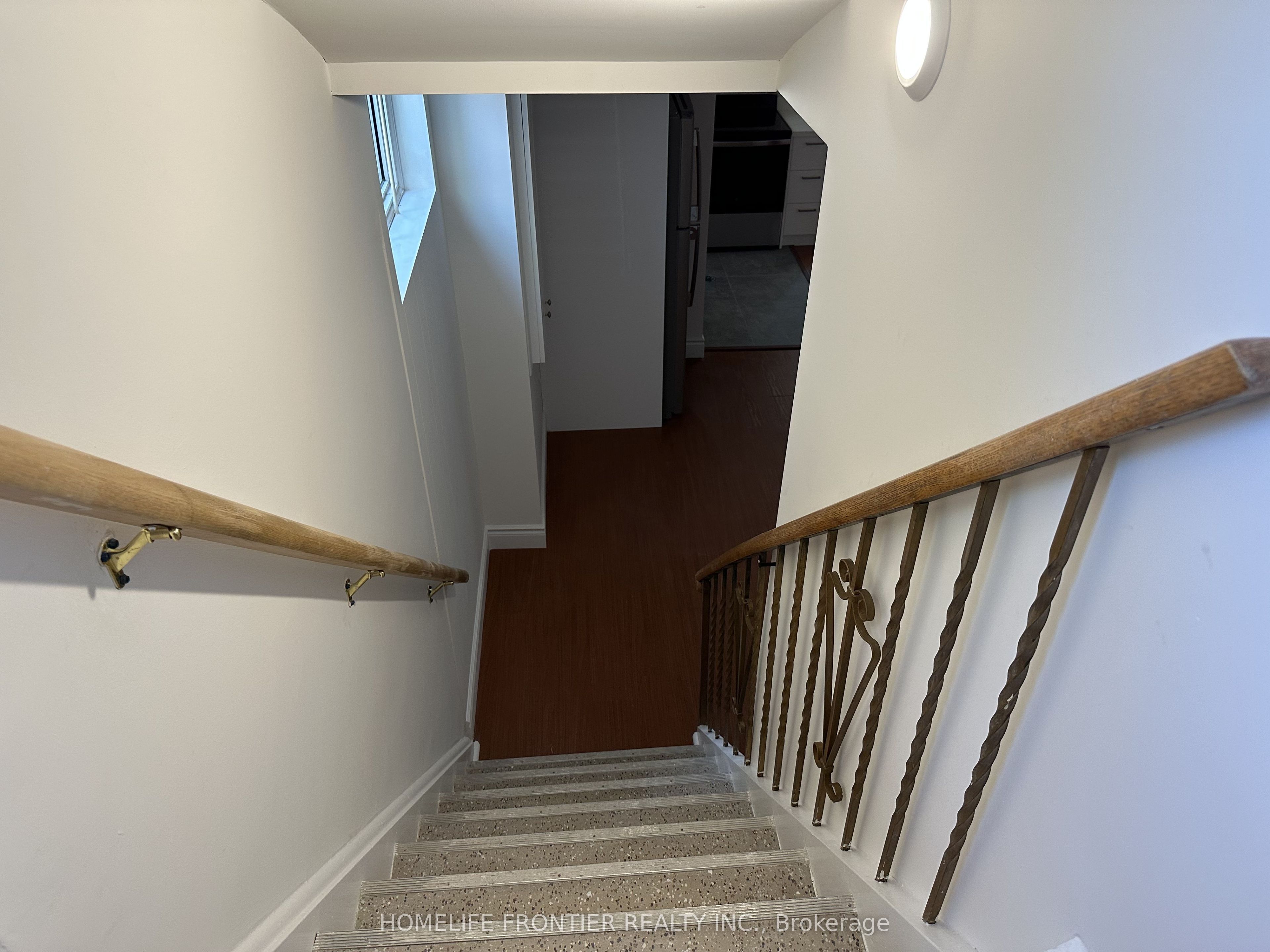 11 Alpaca Drive A, Toronto, ON M1J 2Z8 photo 3