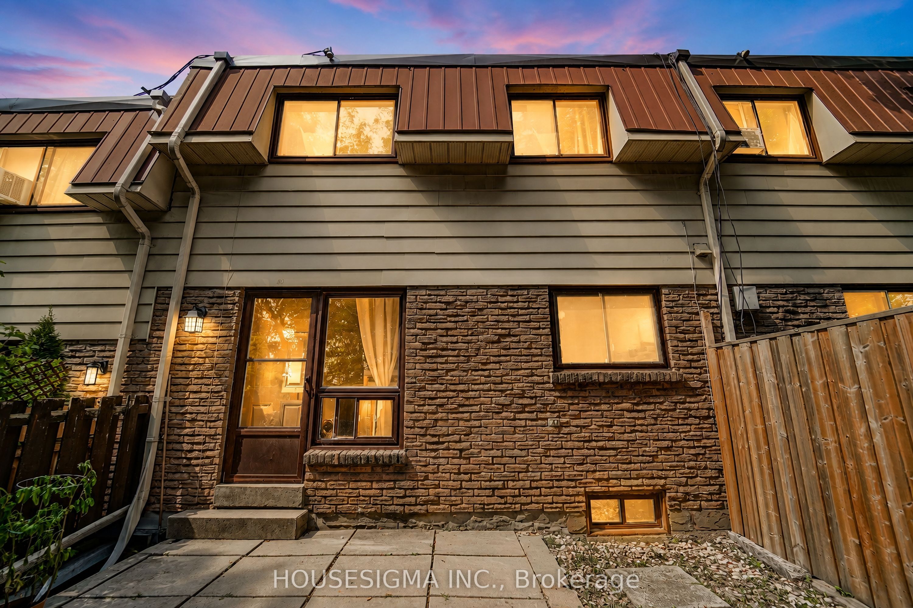506 Normandy Street 40, Oshawa, ON L1H 7N8 photo 4