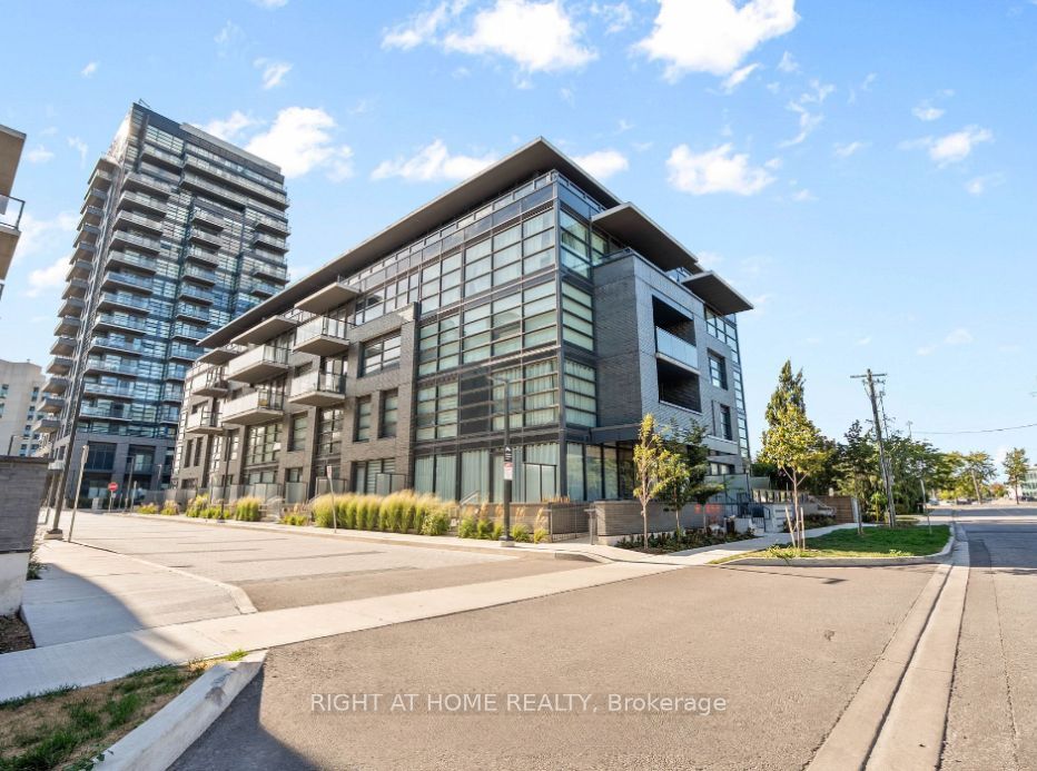 1606 Charles Street 306 A, Whitby, ON L1N 0P1 photo 2