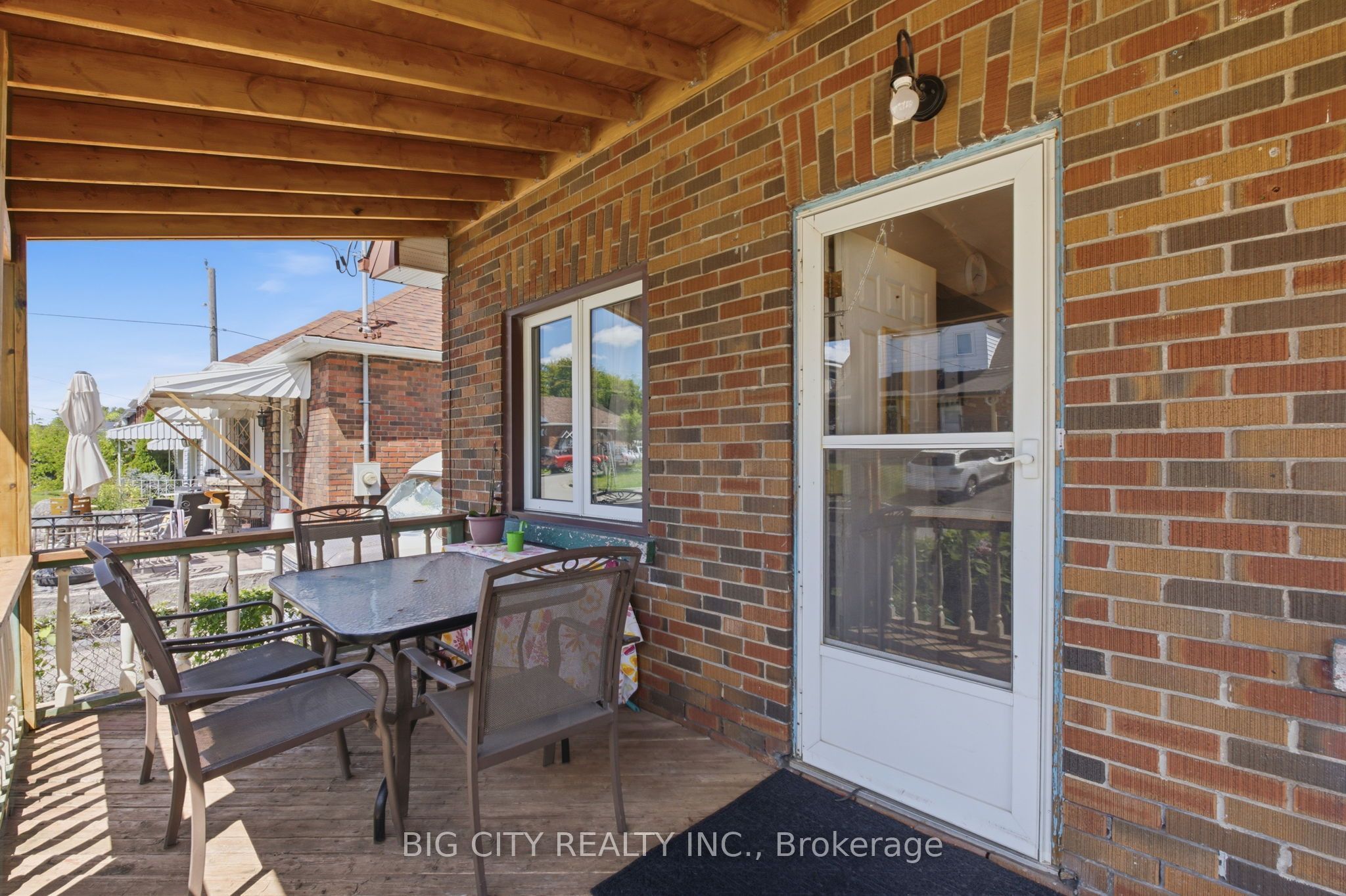 261 Clarke Street, Oshawa, ON L1H 5G4 photo 5