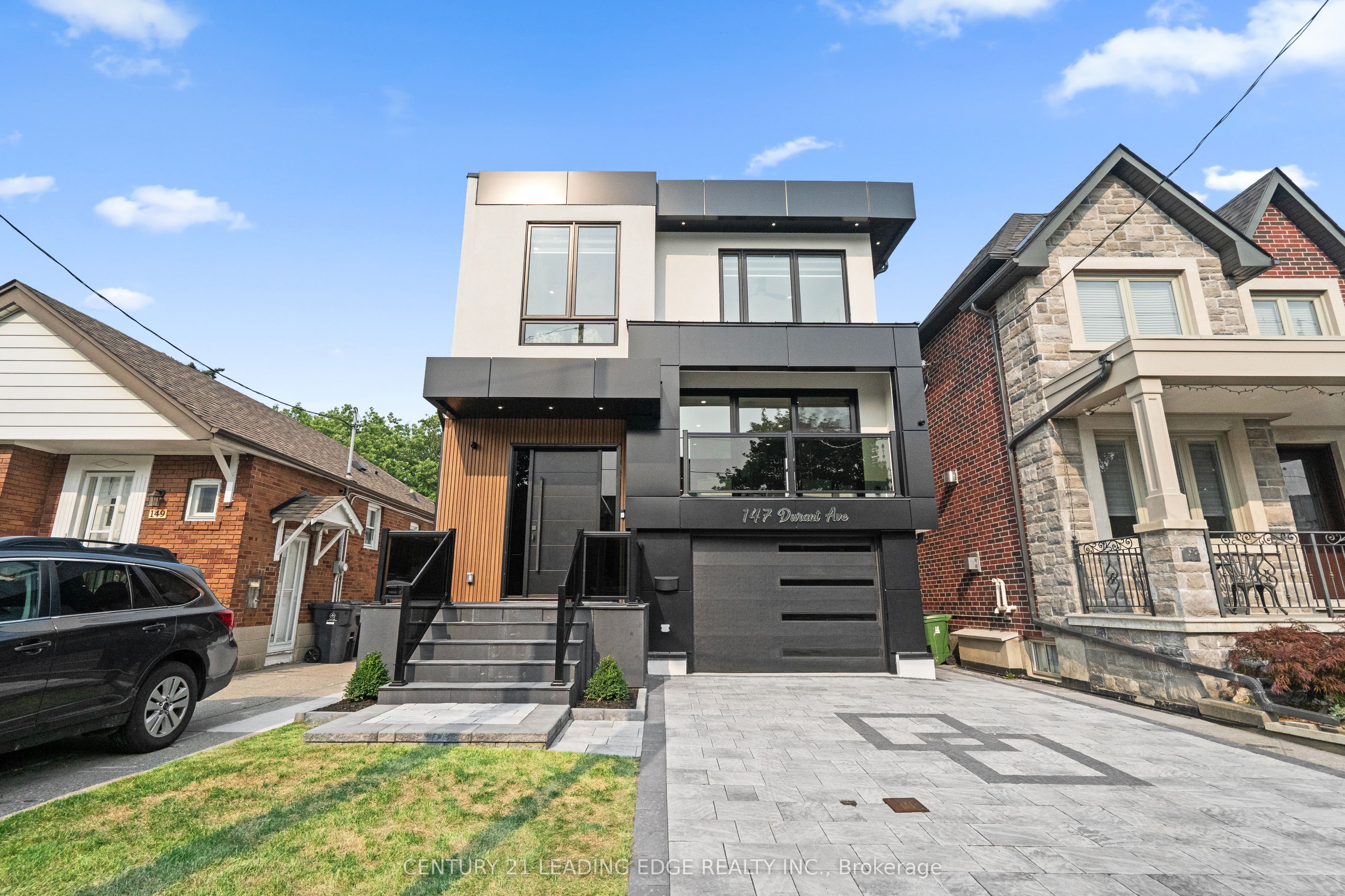 147 Durant Avenue, Toronto, ON M4J 4W4 photo 3