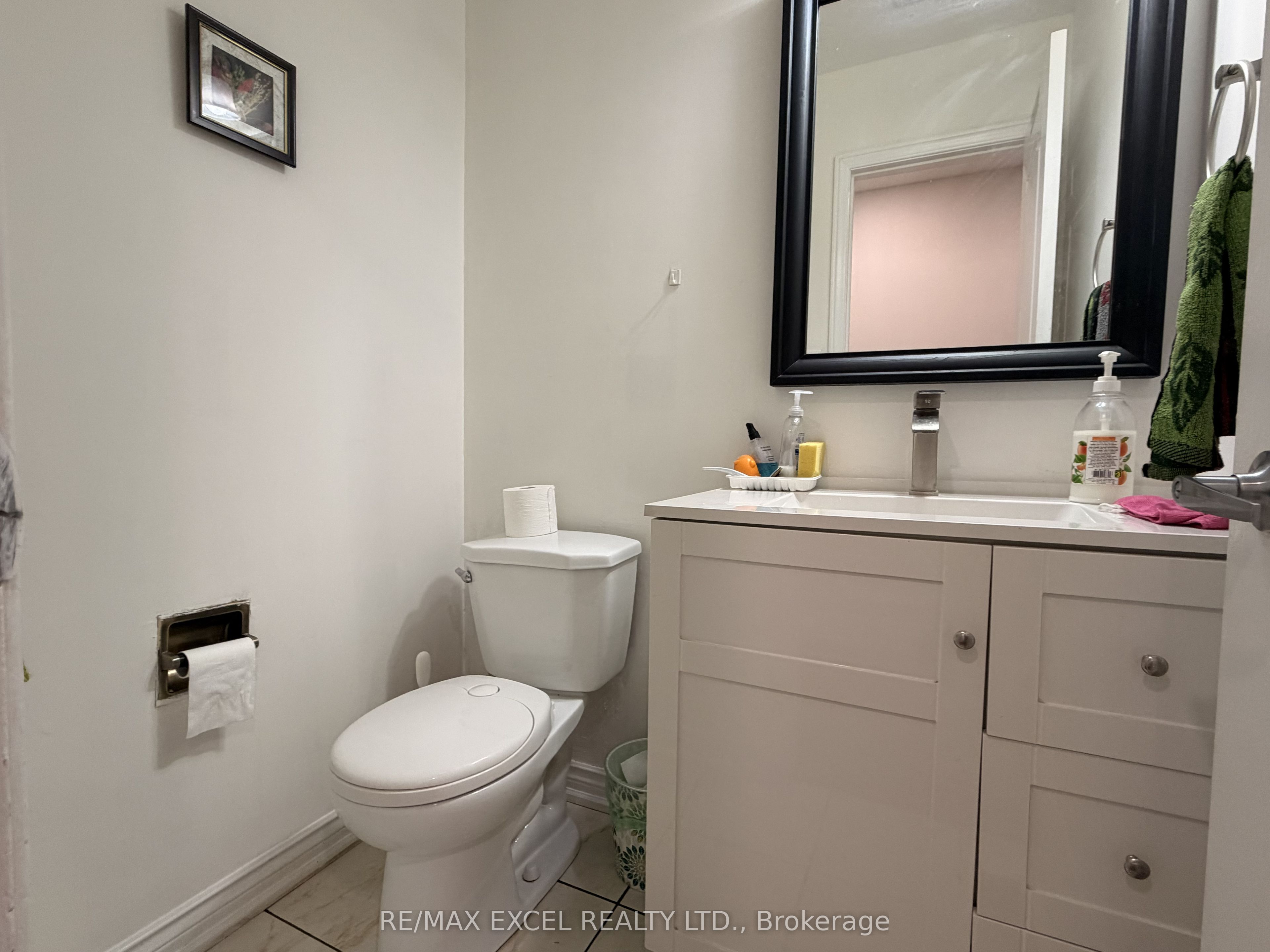 50 Shootfield Crescent, Toronto, ON M1S 4E2 photo 4