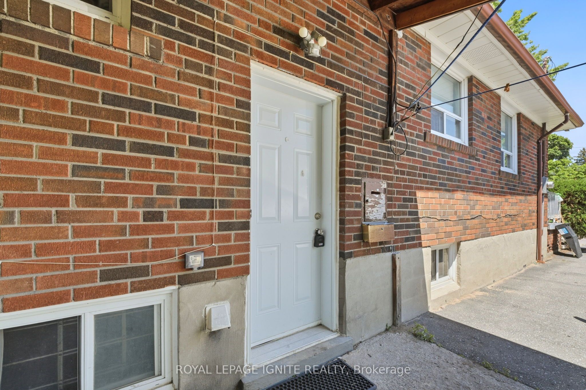 18 Gloaming Drive Bsmt, Toronto, ON M1E 2Z3 photo 3