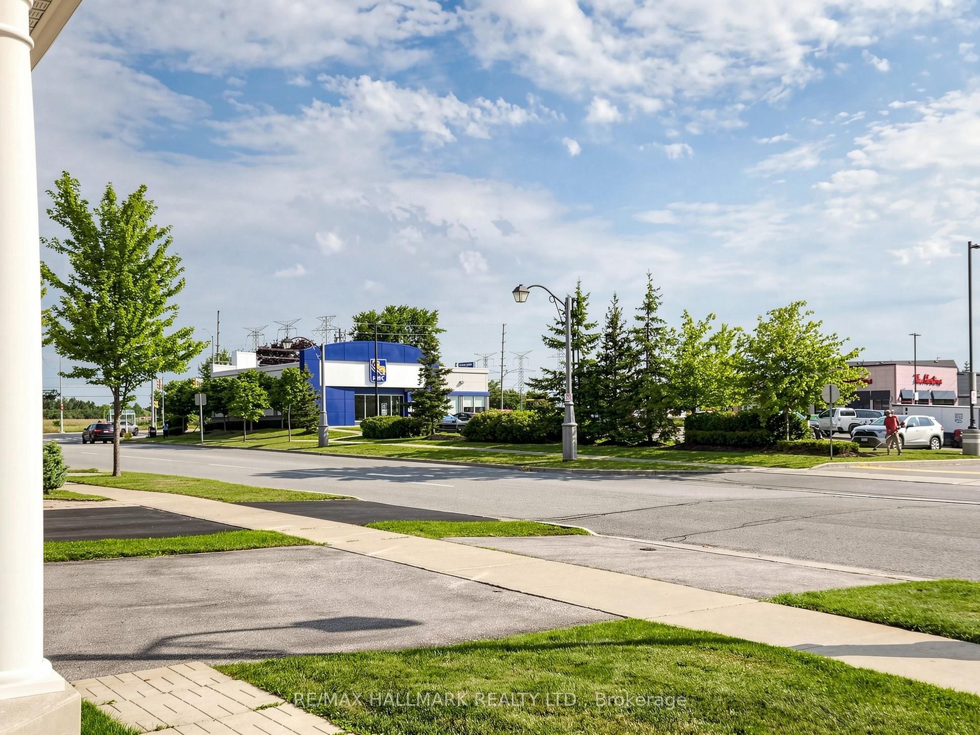 72 Middlecote Drive, Ajax, ON L1T 0J5 photo 3