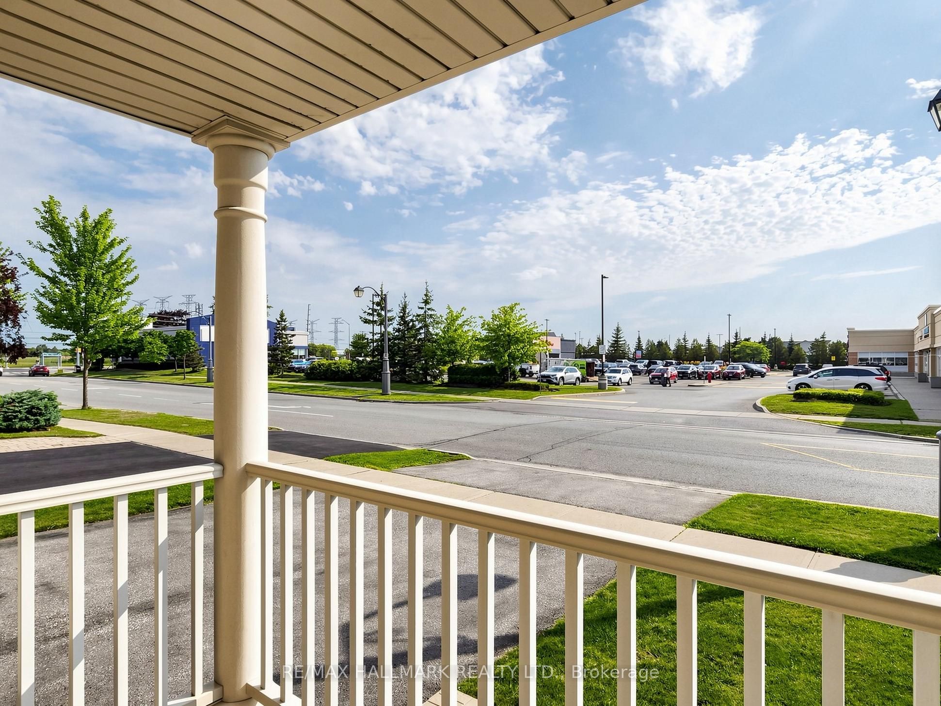 72 Middlecote Drive, Ajax, ON L1T 0J5 photo 4