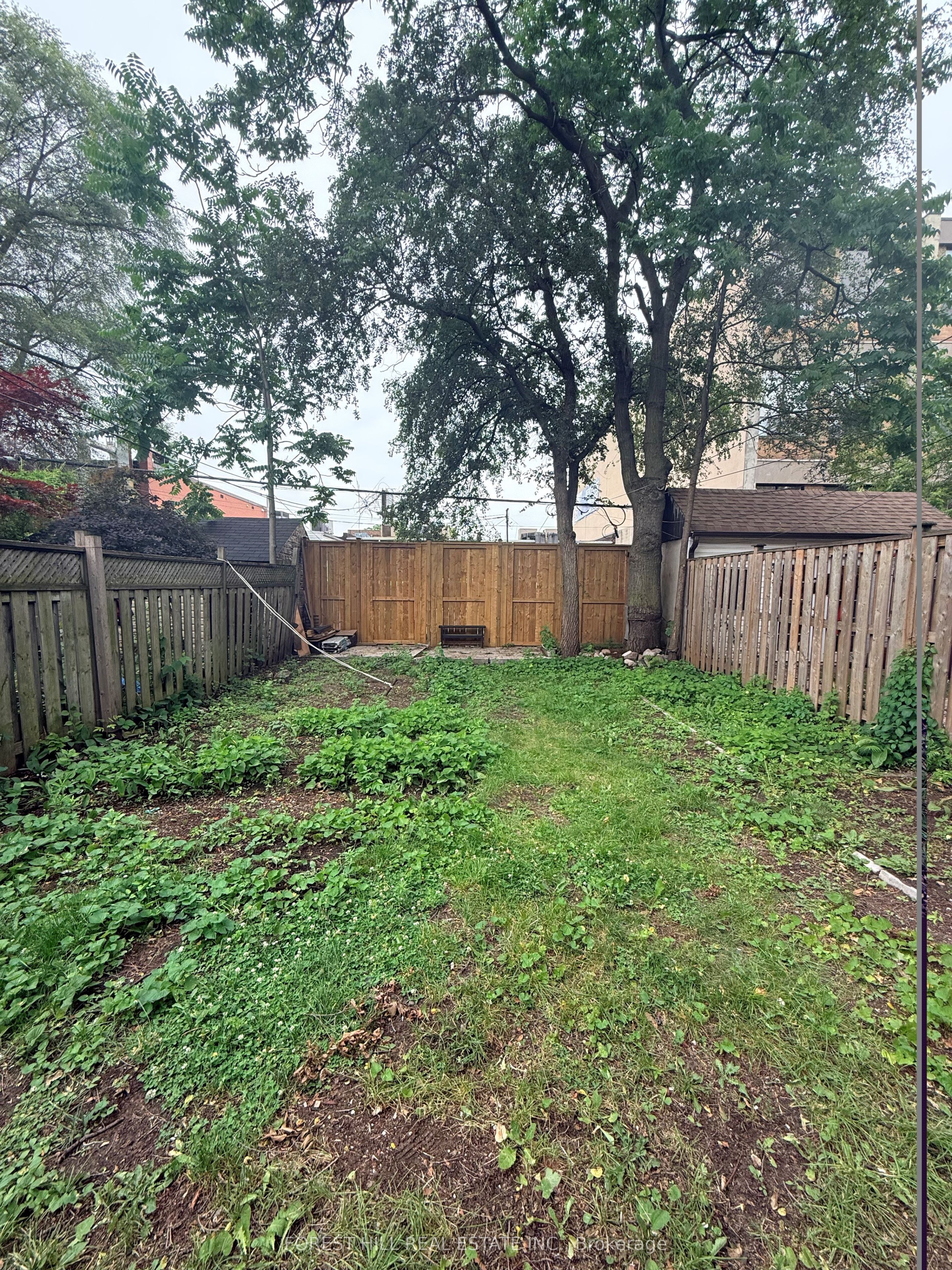132 Hazelwood Avenue, Toronto, ON M4J 1K5 photo 2