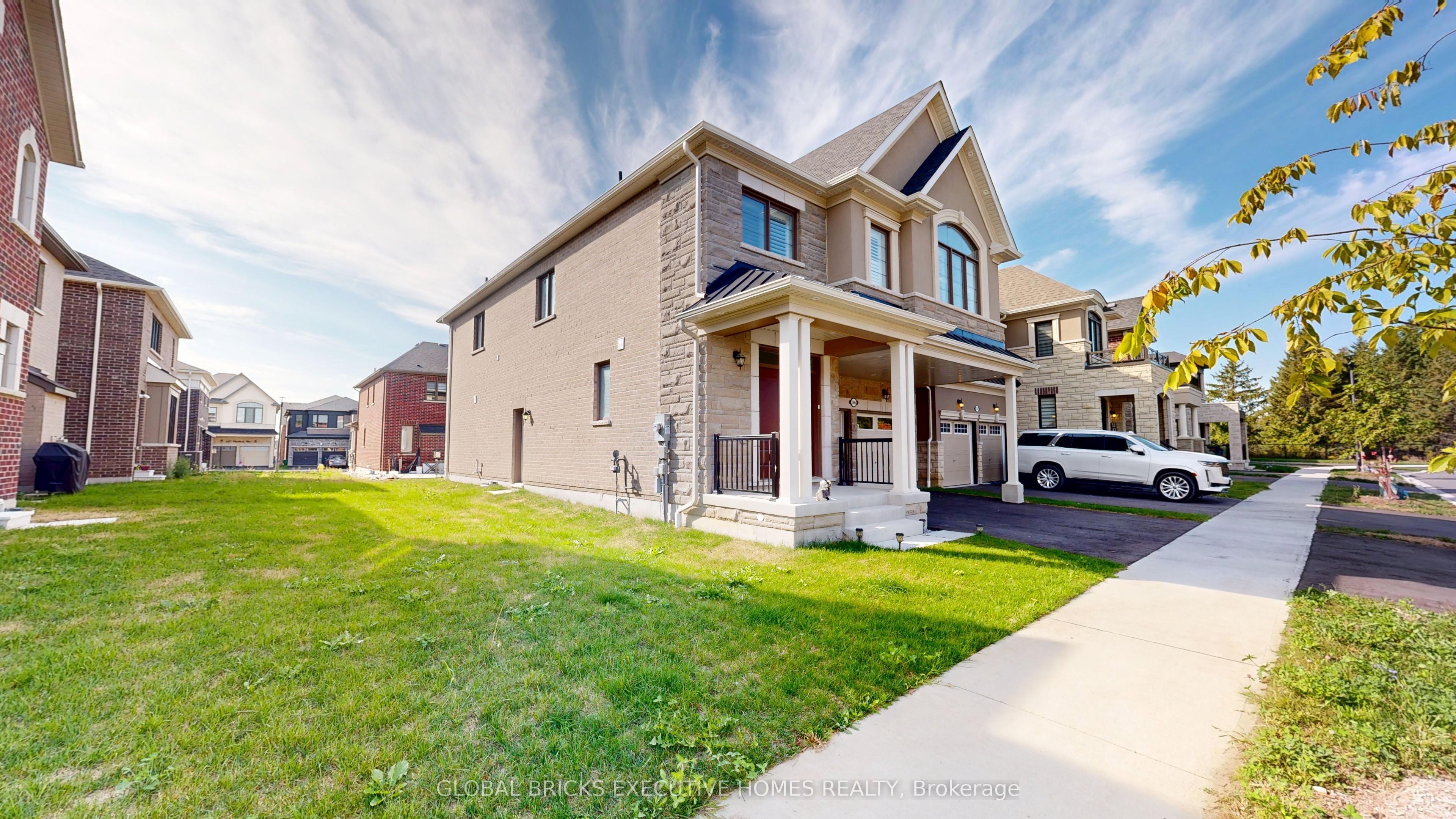 2885 Foxden Square, Pickering, ON L1X 0N9 photo 2
