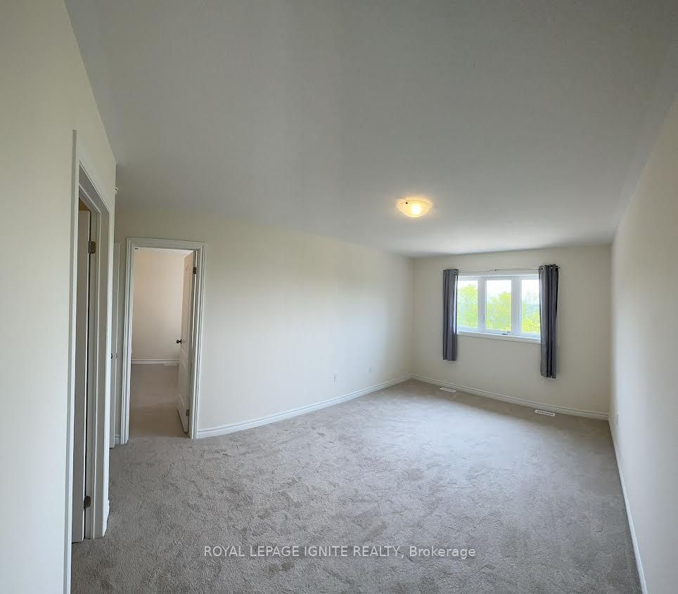25 Jack Potts Way, Clarington, ON L1E 0E8 photo 3