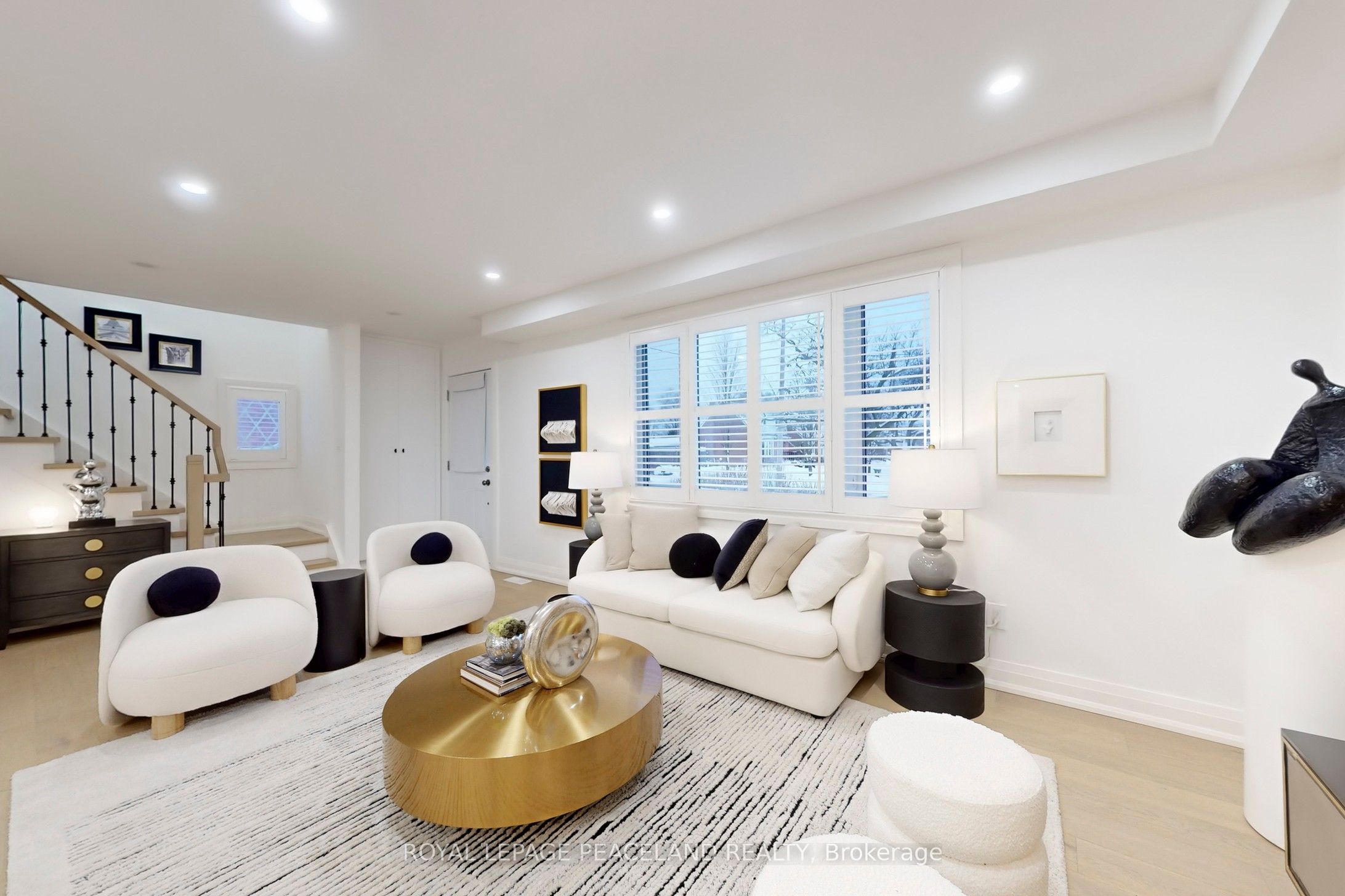 29 Rosita Crescent, Toronto, ON M1L 1X7