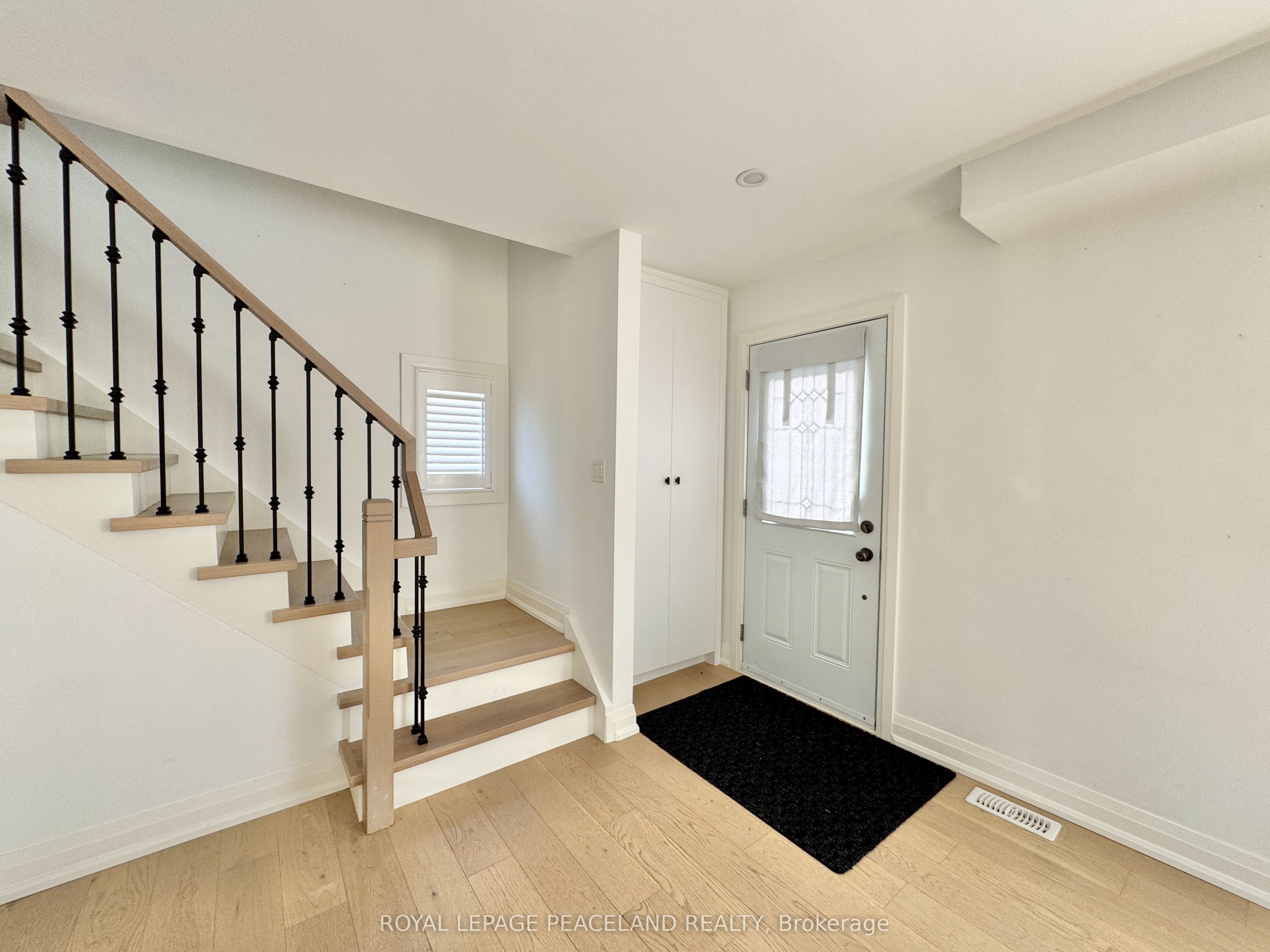 29 Rosita Crescent, Toronto, ON M1L 1X7 photo 2