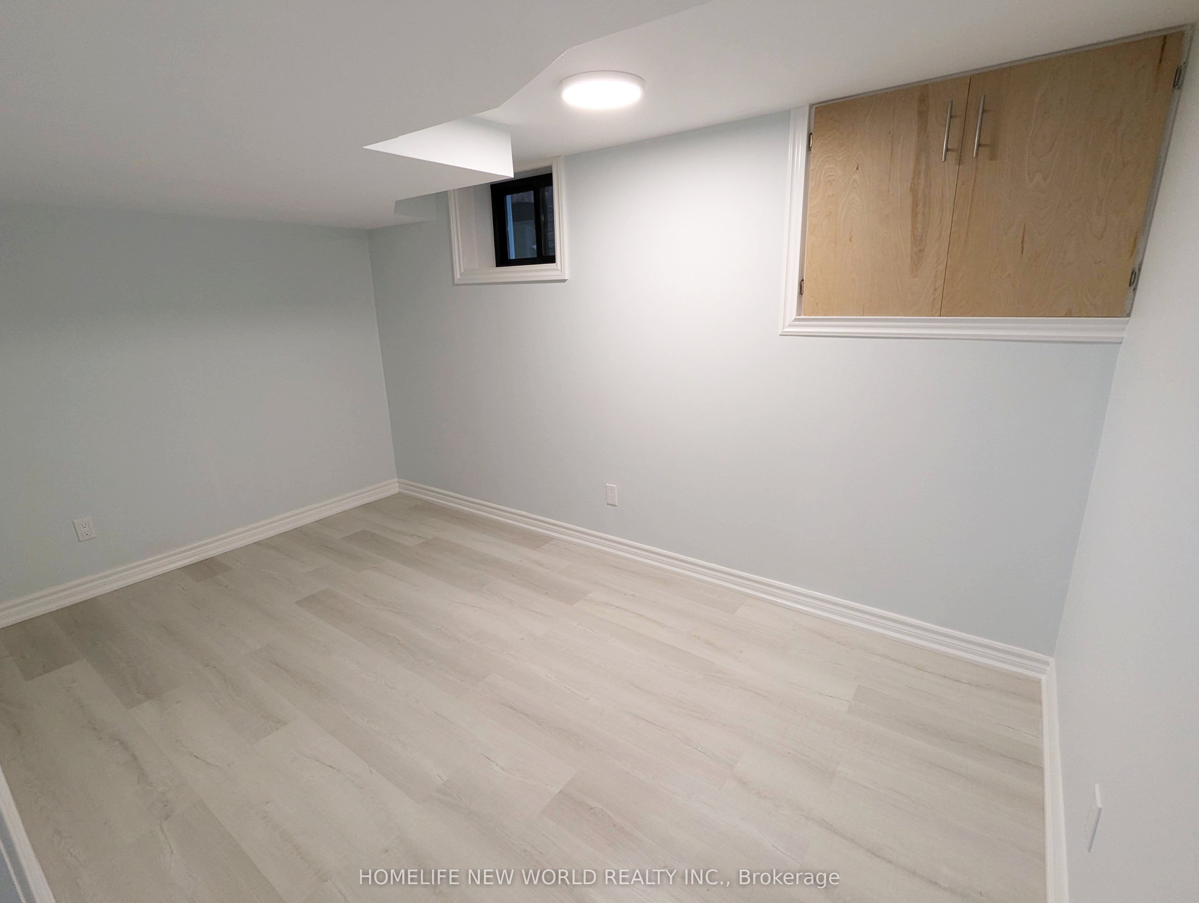 90 Oakvale Avenue Lower, Toronto, ON M4J 1J1 photo 5