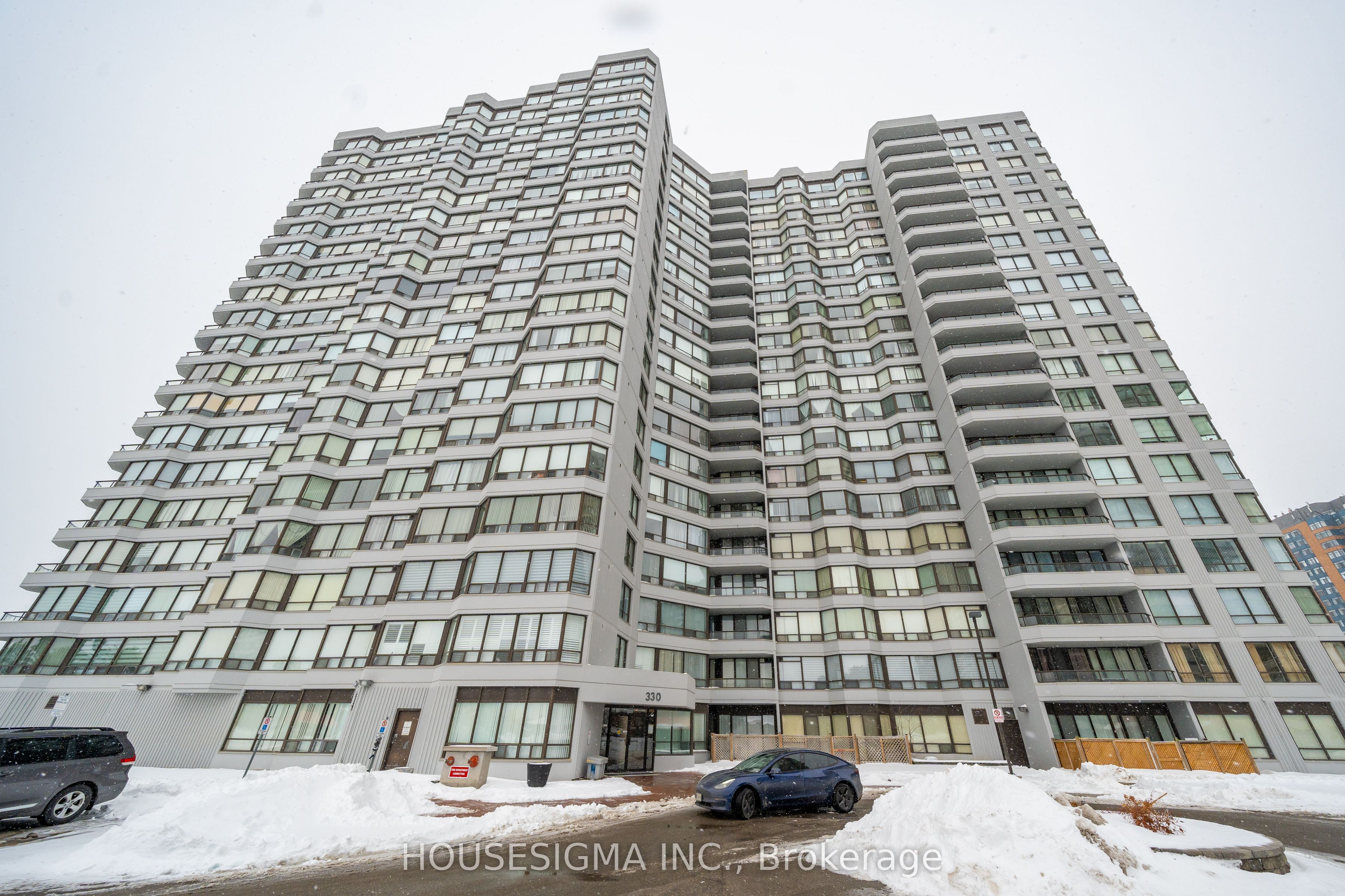 330 Alton Towers Circle 1605, Toronto, ON M1V 5H3