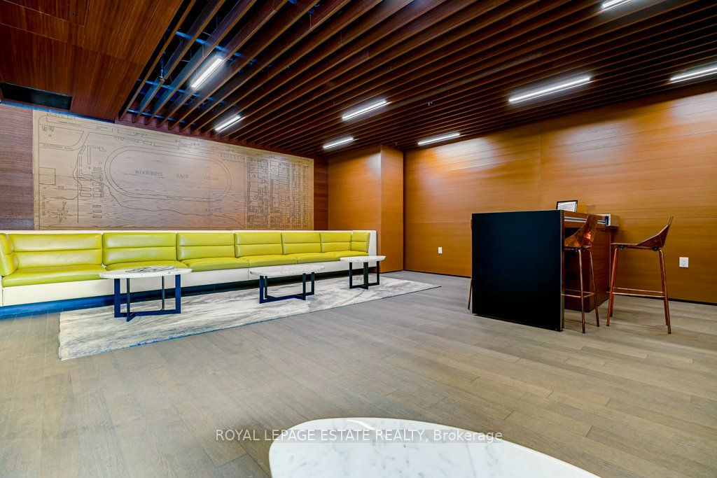 1888 Queen Street E 211, Toronto, ON M4L 1H3 photo 3