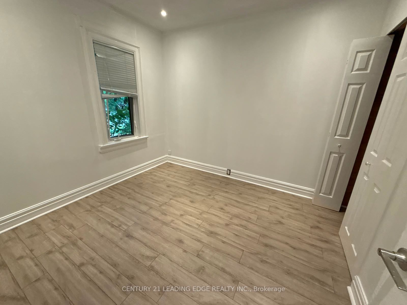 631 Christie Avenue, Oshawa, ON L1G 4L8 photo 3