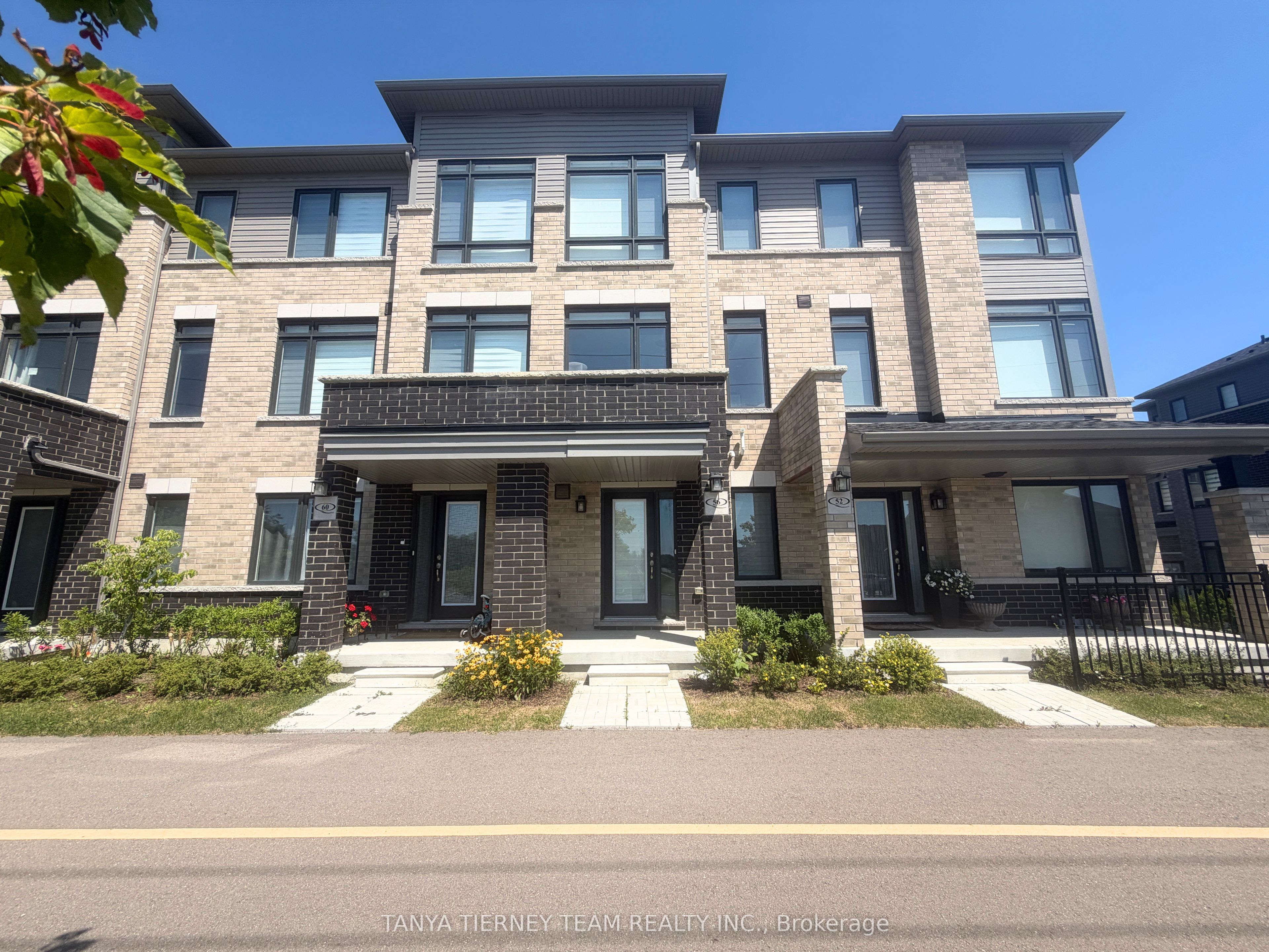 56 Emmas Way, Whitby, ON L1R 0S7 photo 2