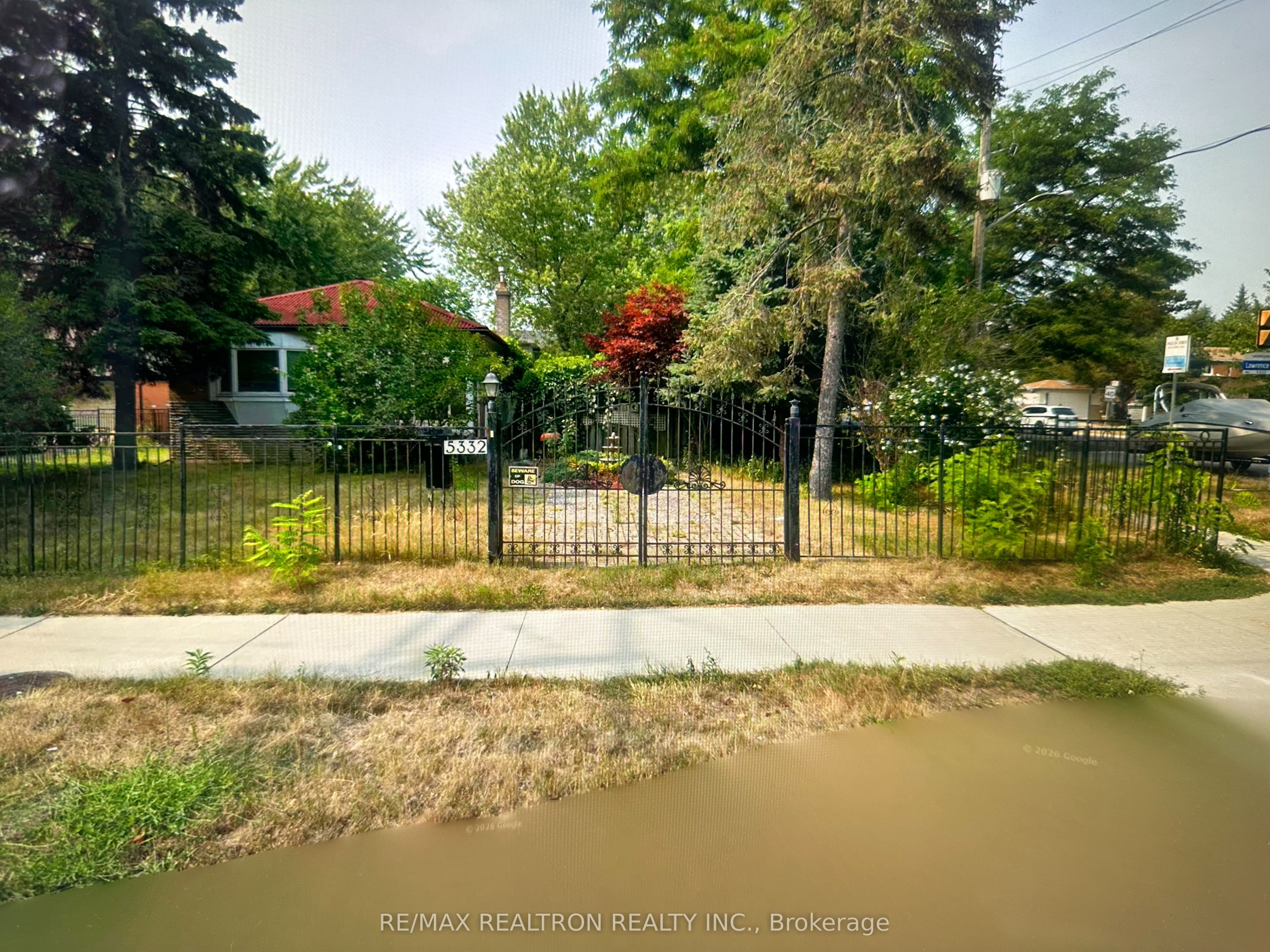 5332 Lawrence Avenue E, Toronto, ON M1C 1R4