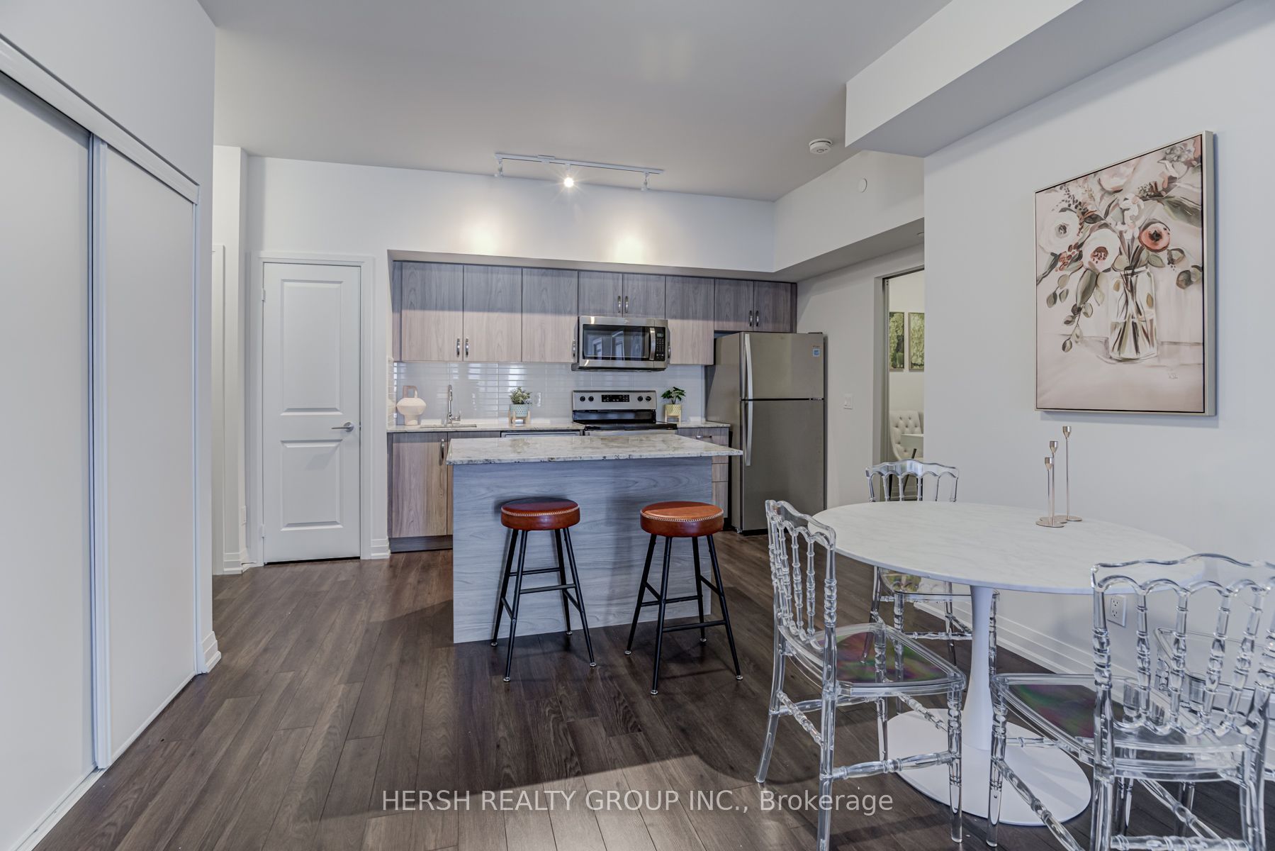 10 Meadowglen Place 201, Toronto, ON M1G 0A8 photo 5