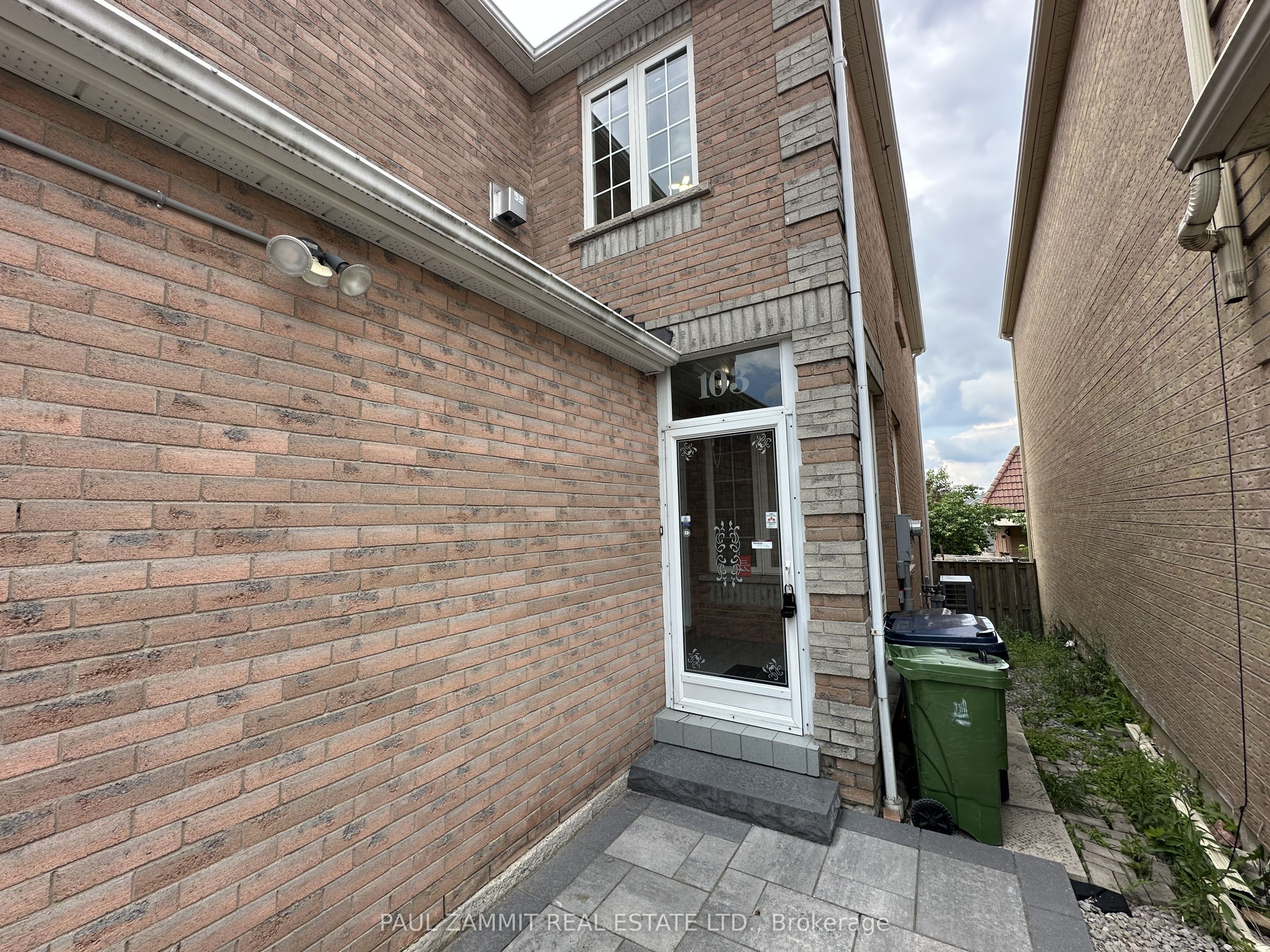 103 Scoville Square, Toronto, ON M1V 5M1 photo 2