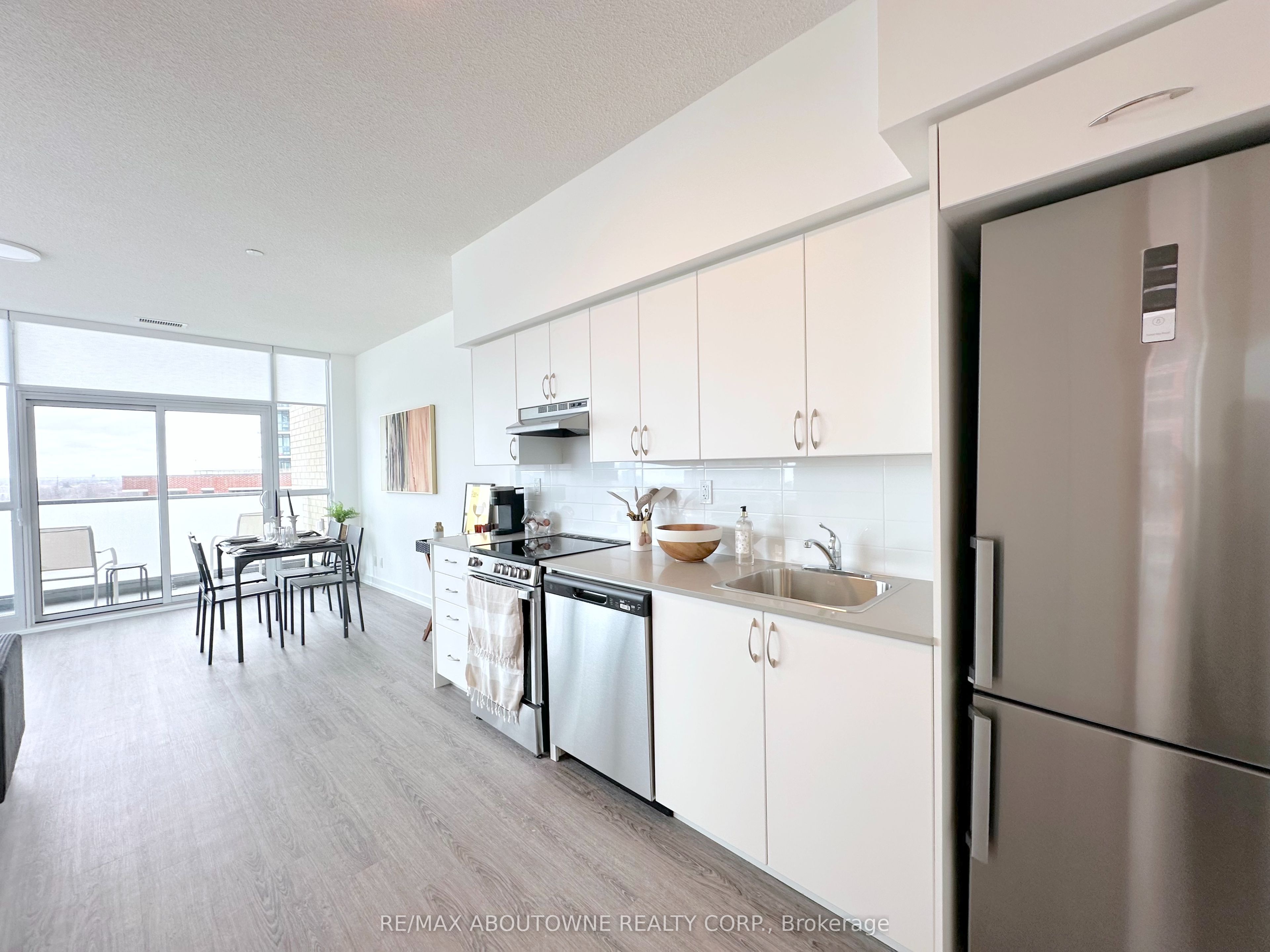 2 River Plate Street 1004, Ajax, ON L1S 0G6 photo 2