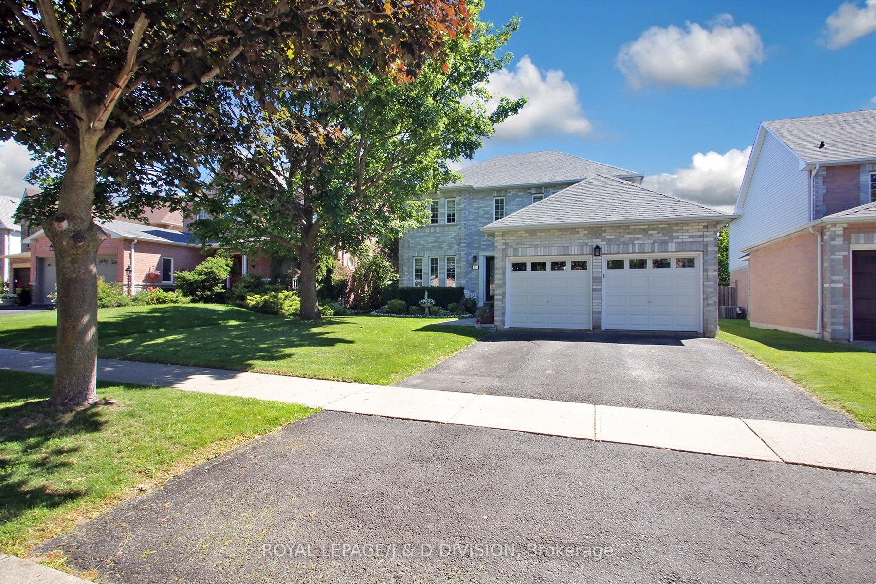 22 Lahaye Drive, Whitby, ON L1P 1L5 photo 2