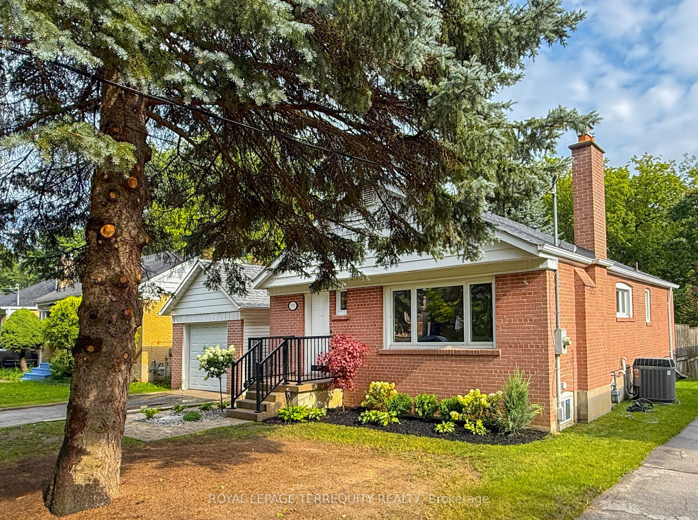 155 Phyllis Avenue, Toronto, ON M1M 1Y5 photo 4