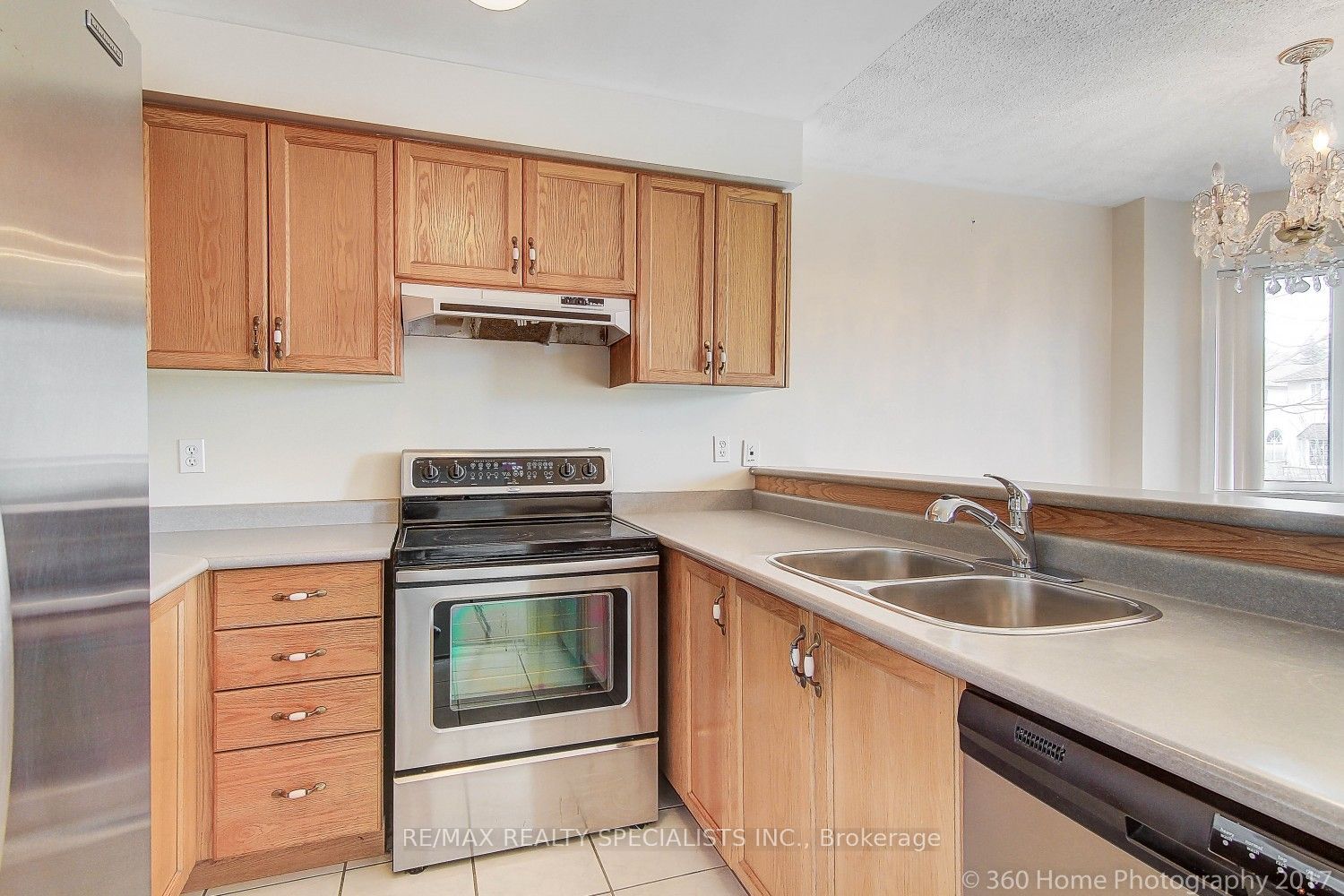 97 Piperbrook Crescent, Toronto, ON M1E 5H1 photo 4