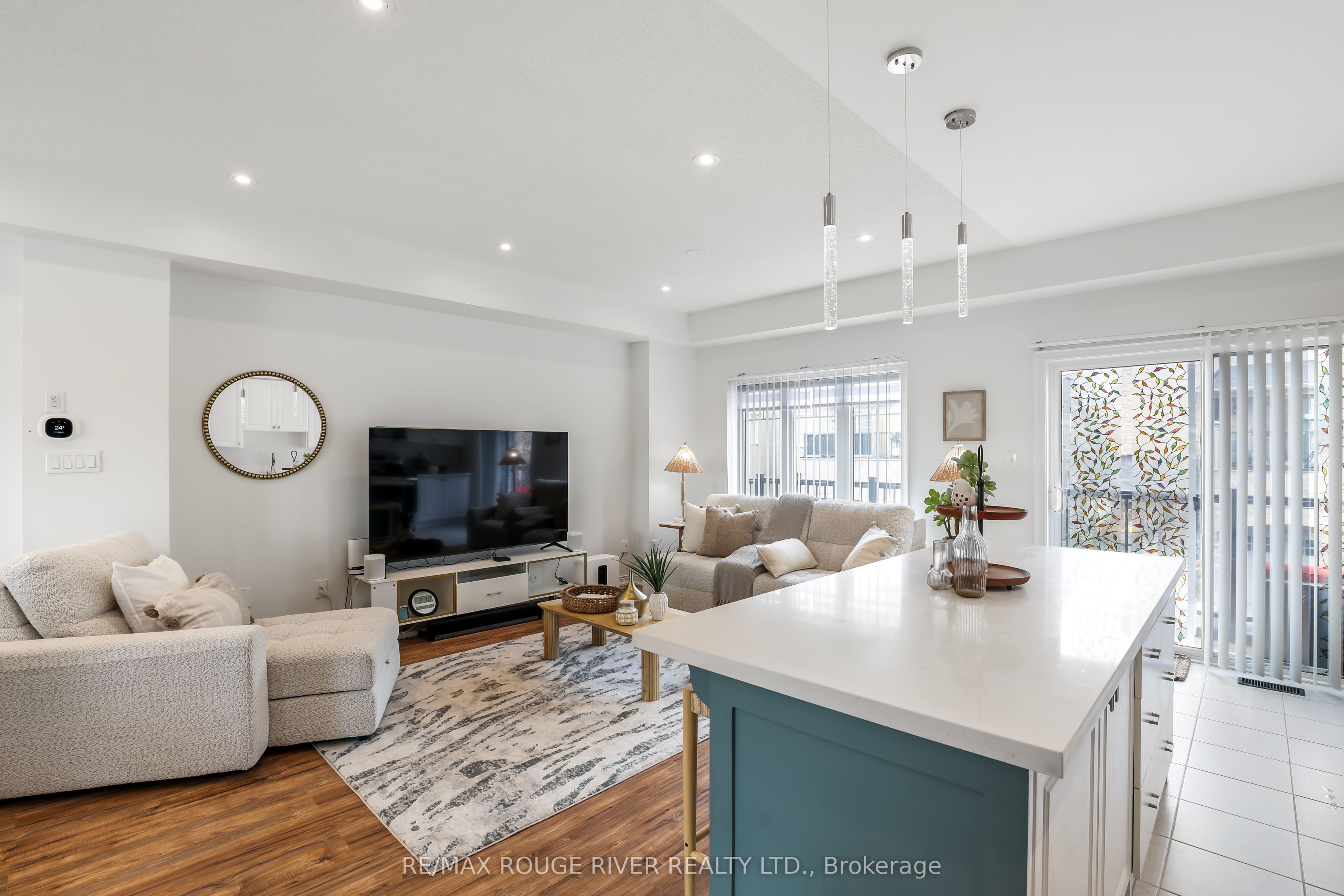 17 Devineridge Avenue, Ajax, ON L1Z 0T1 photo 5
