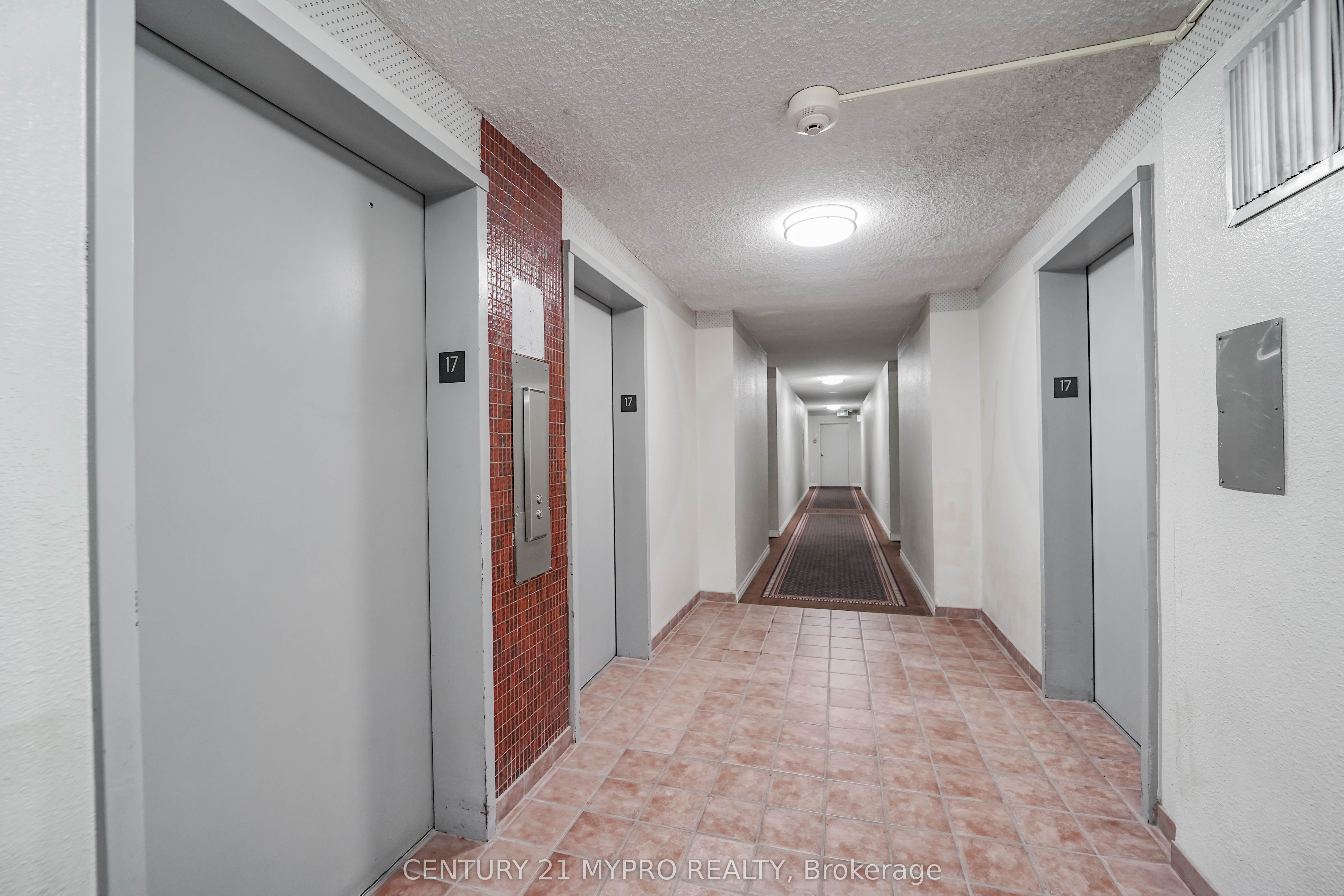 100 Echo Point 1708, Toronto, ON M1W 2V2 photo 5