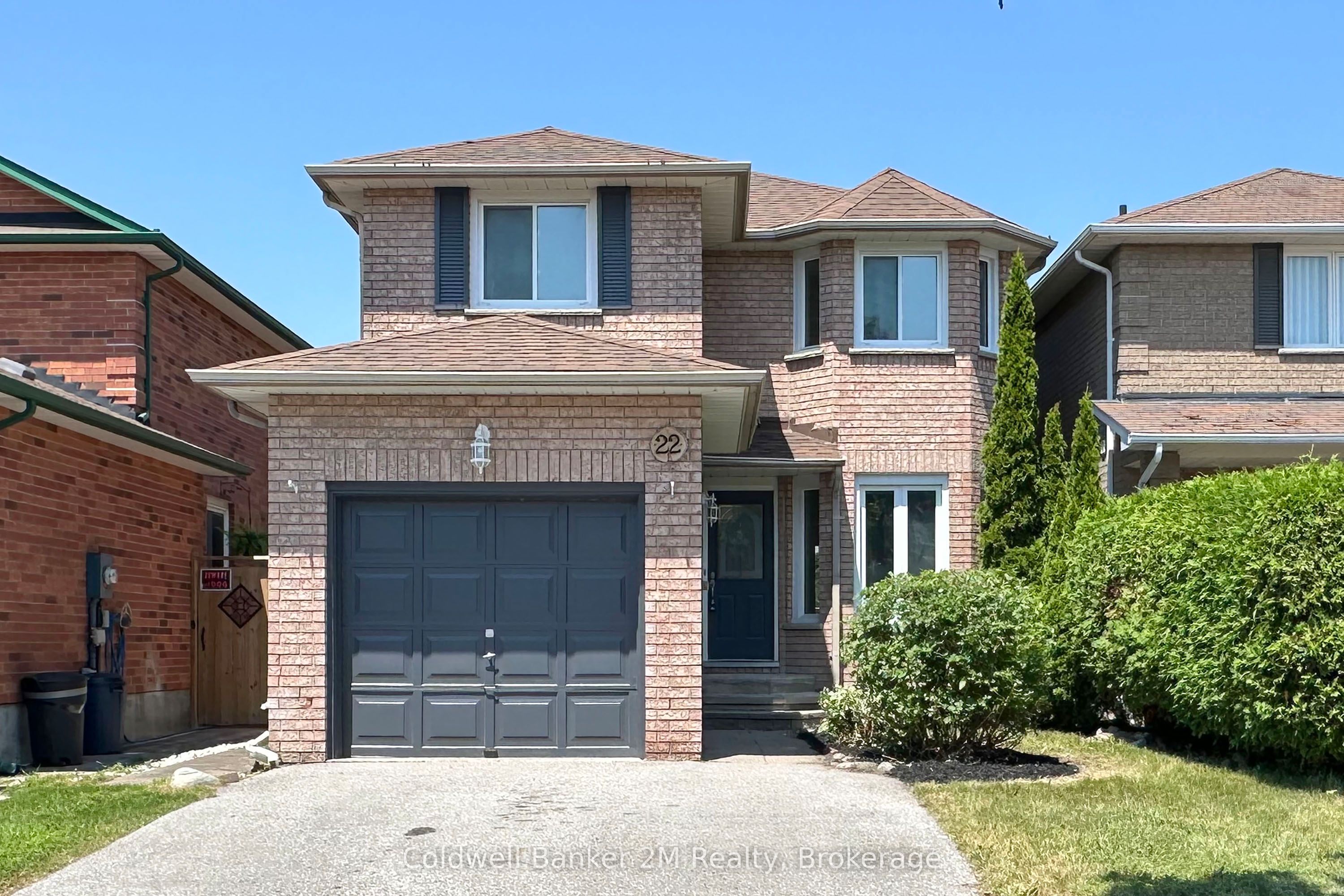 22 Fieldcrest Avenue, Clarington, ON L1E 2X3