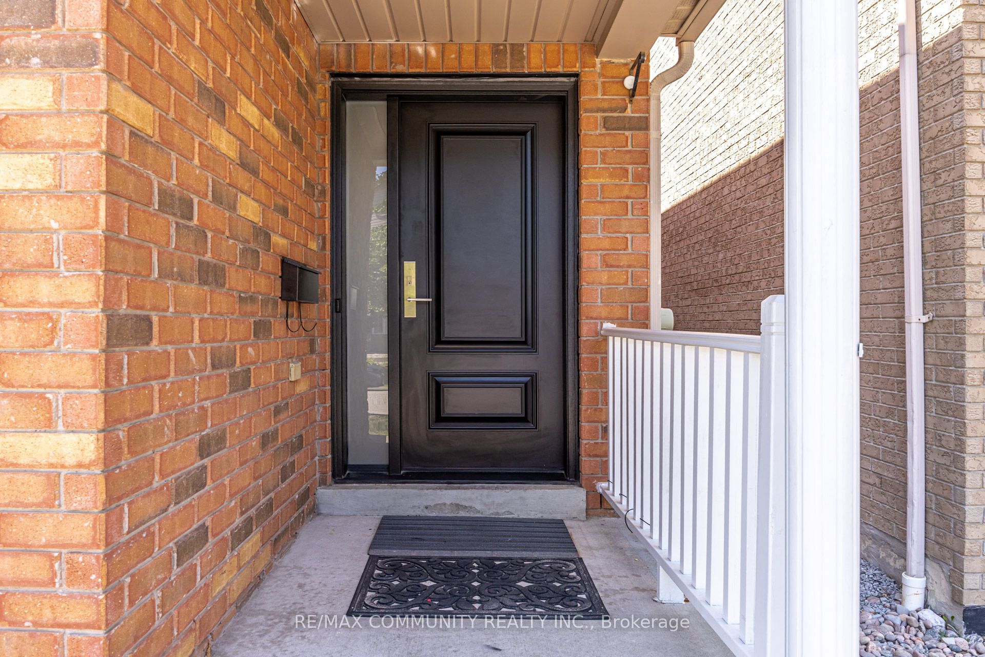 69 McSweeney Crescent, Ajax, ON L1T 4G2 photo 4