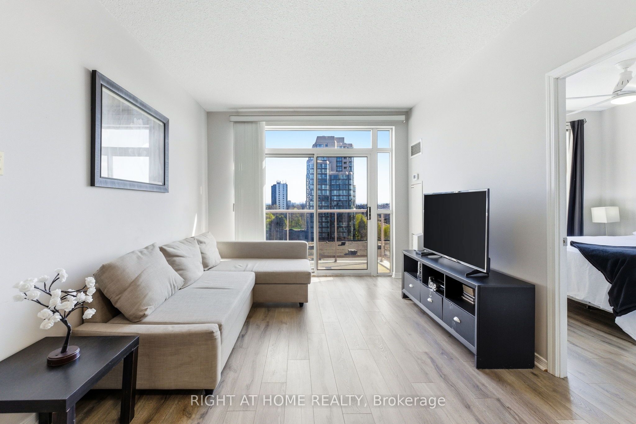 3650 Kingston Road PH01, Toronto, ON M1M 3X9