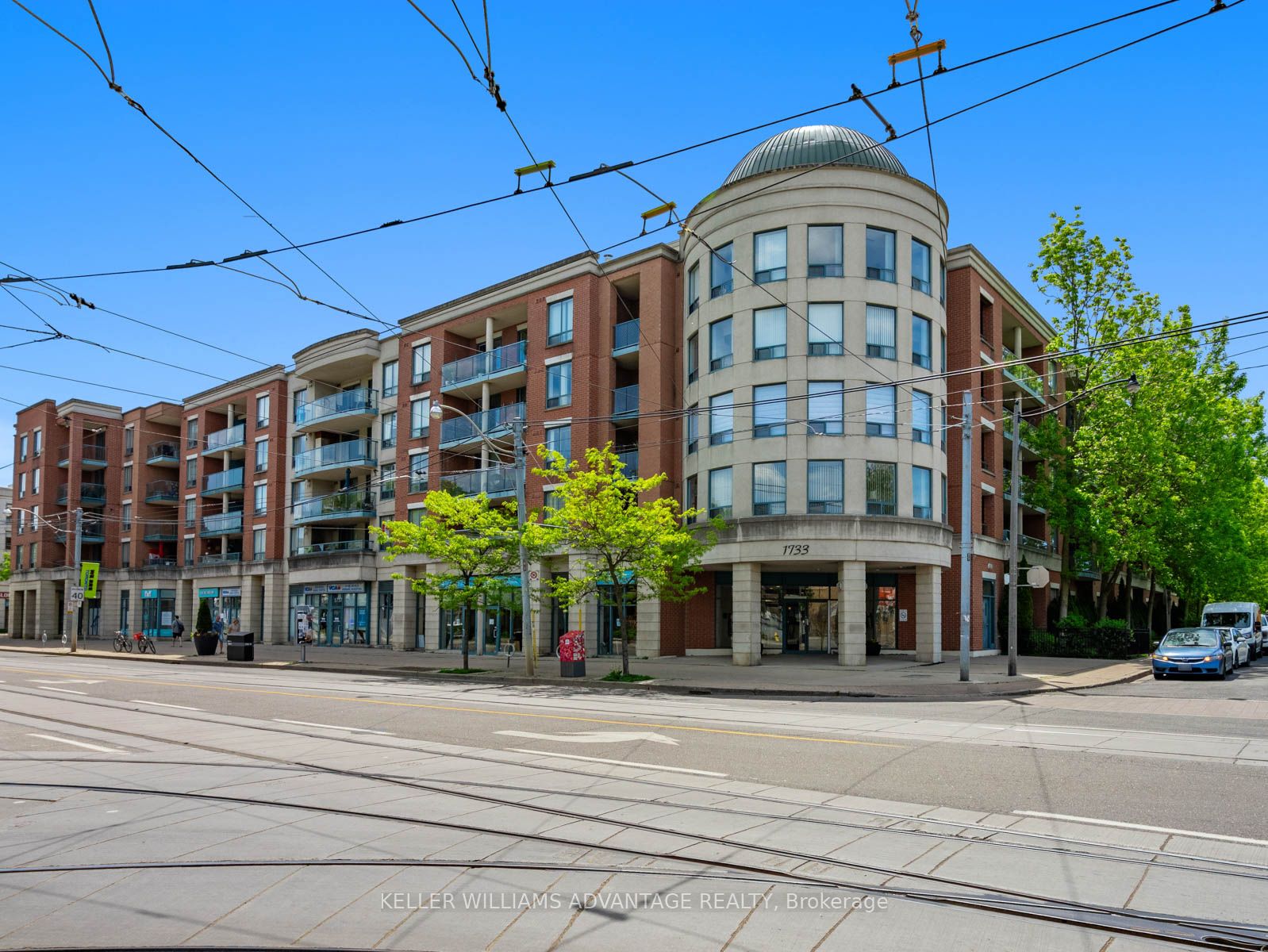 1733 Queen Street E 424, Toronto, ON M4L 6S9 photo 2
