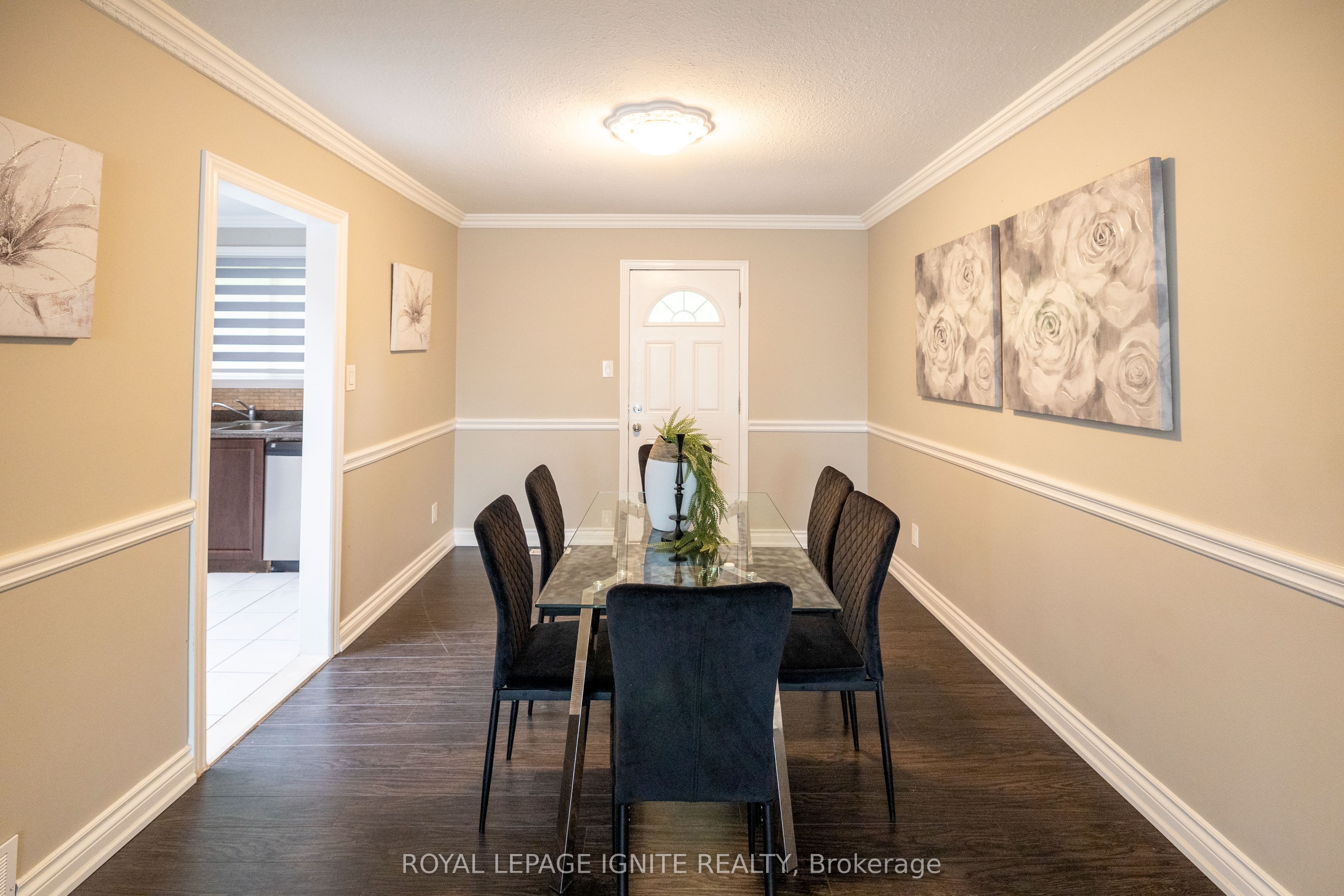 803 Fairview Avenue, Pickering, ON L1W 1M7 photo 5