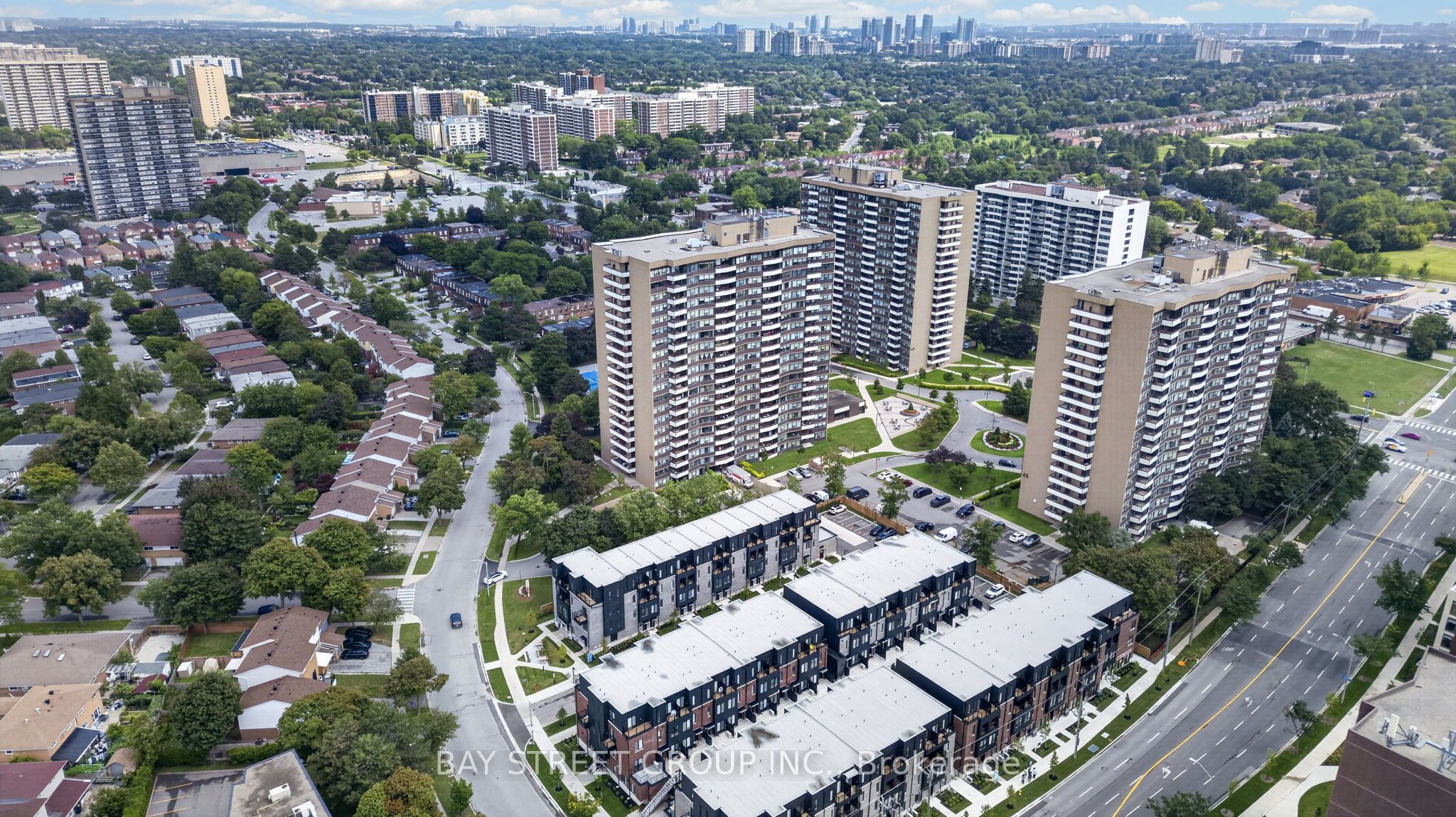 29 Calamint Lane, Toronto, ON M1W 2H1 photo 5